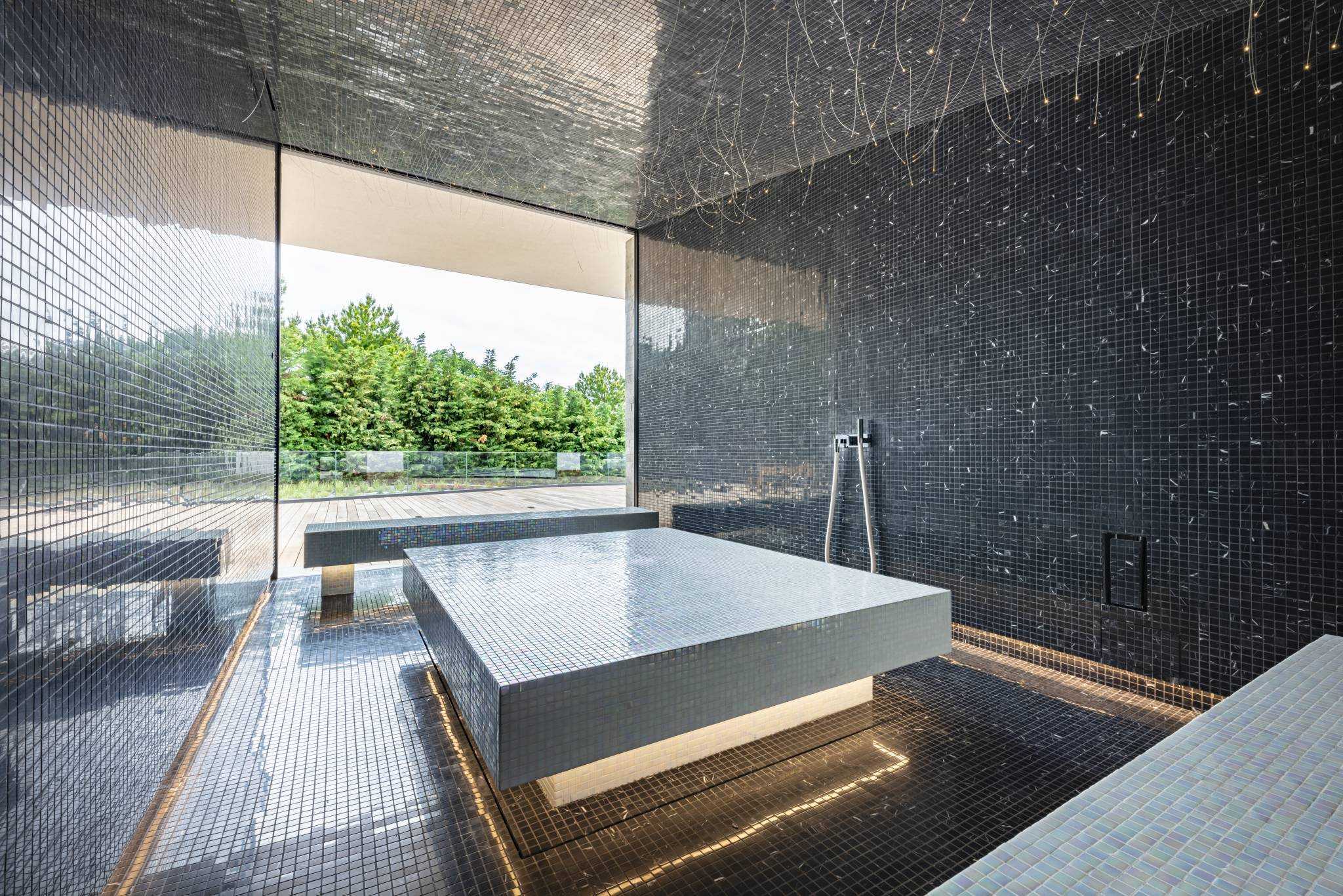 Mies  - House 9 Bedrooms