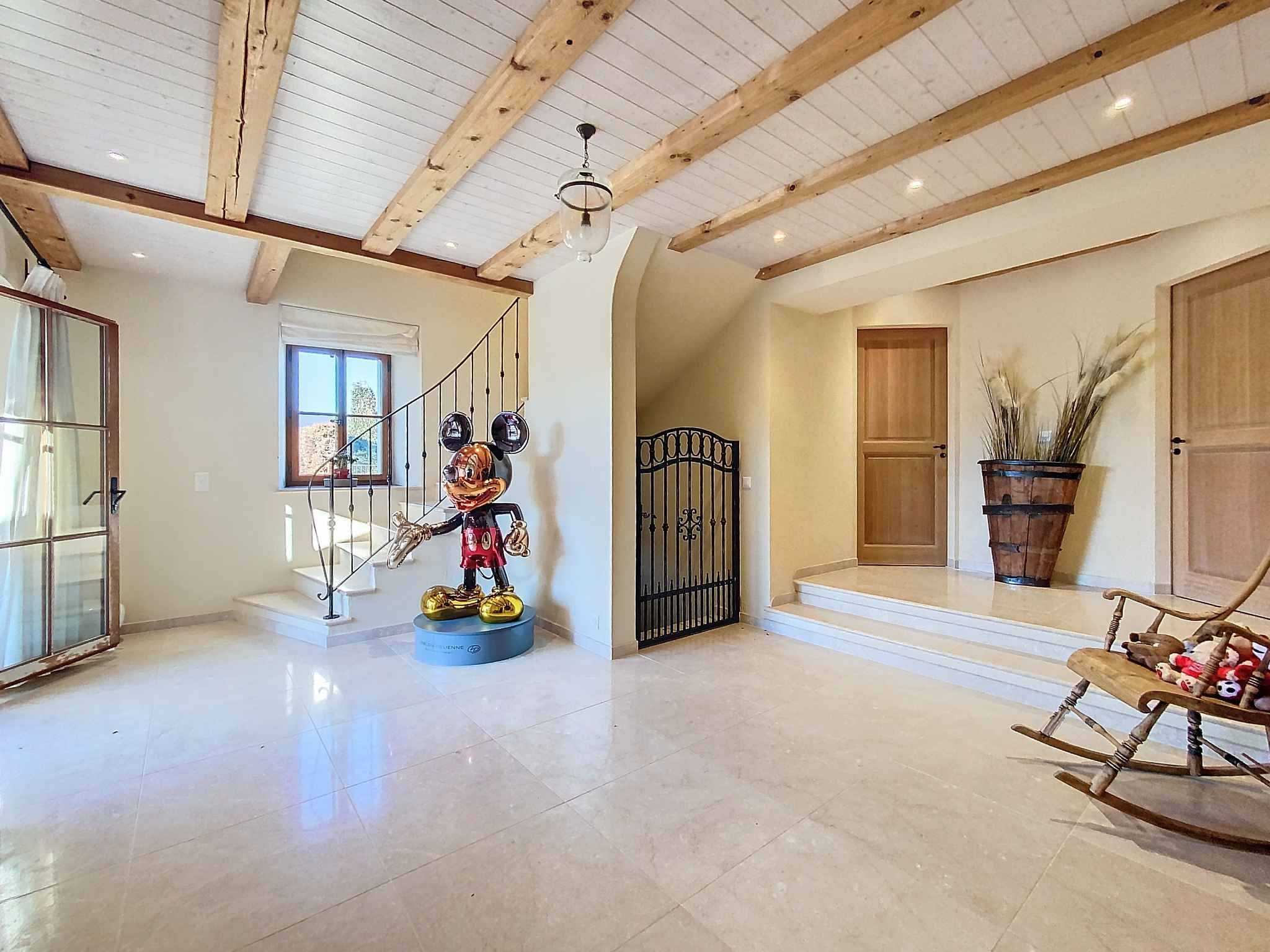 Essertines-sur-Rolle  - House 6 Bedrooms