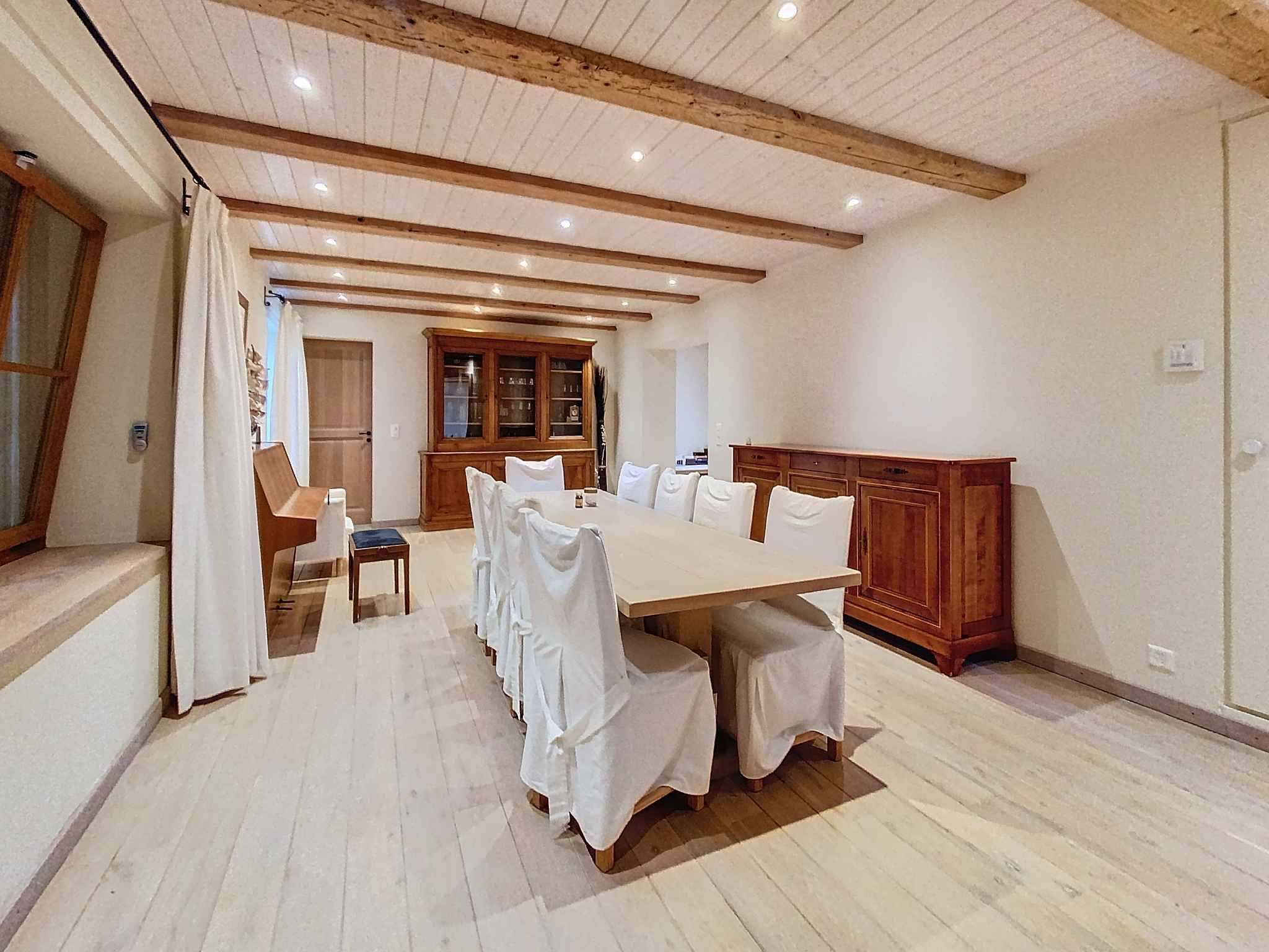 Essertines-sur-Rolle  - House 6 Bedrooms