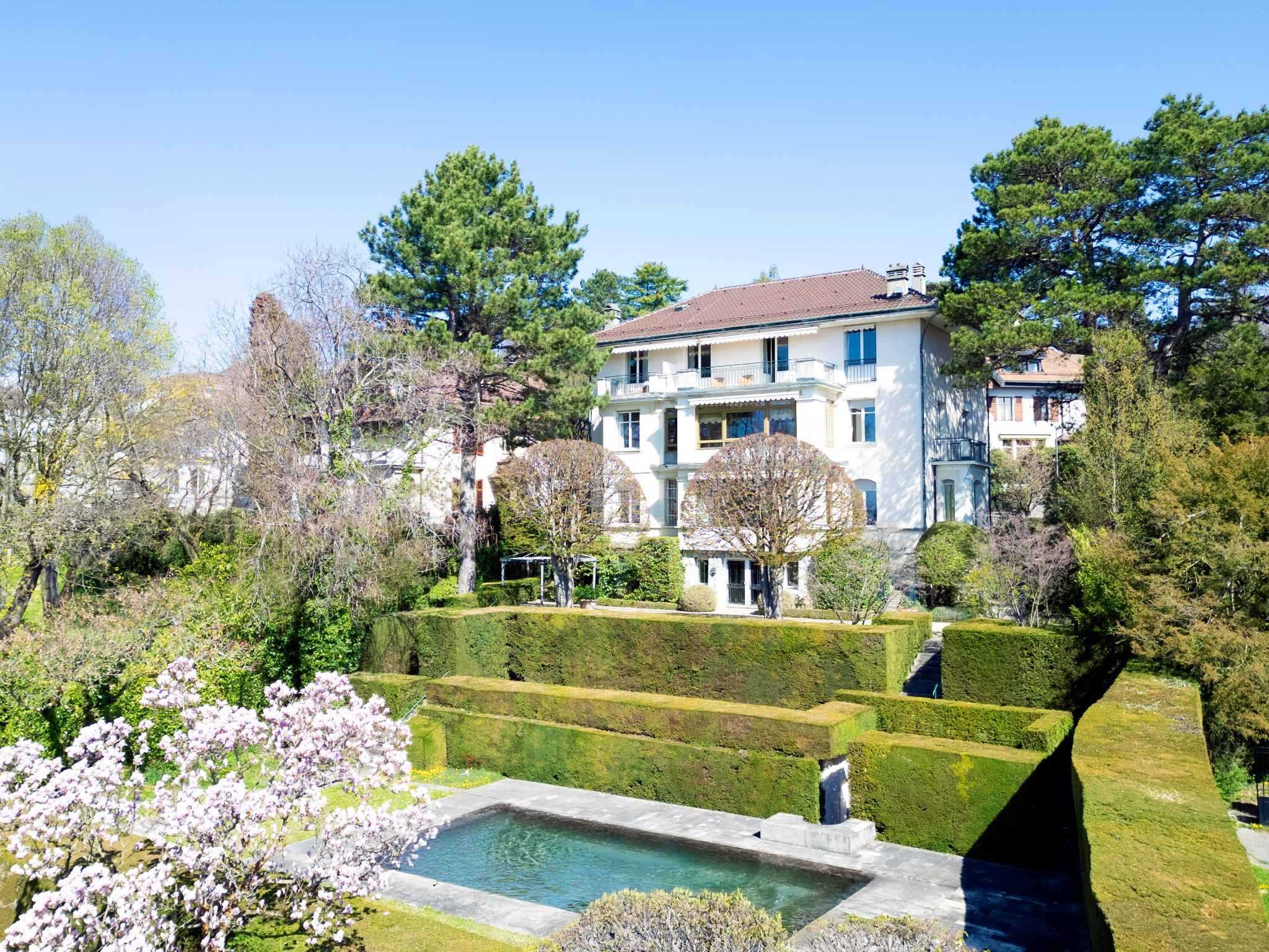 Lausanne  - Maison 11.5 Pi&egrave;ces 7 Chambres