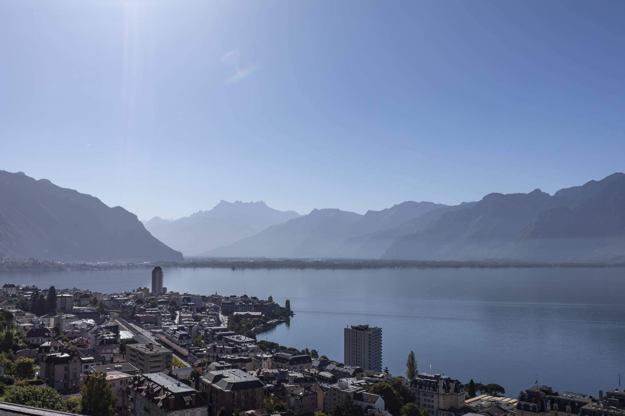 Montreux  - House 5 Bedrooms - picture 14