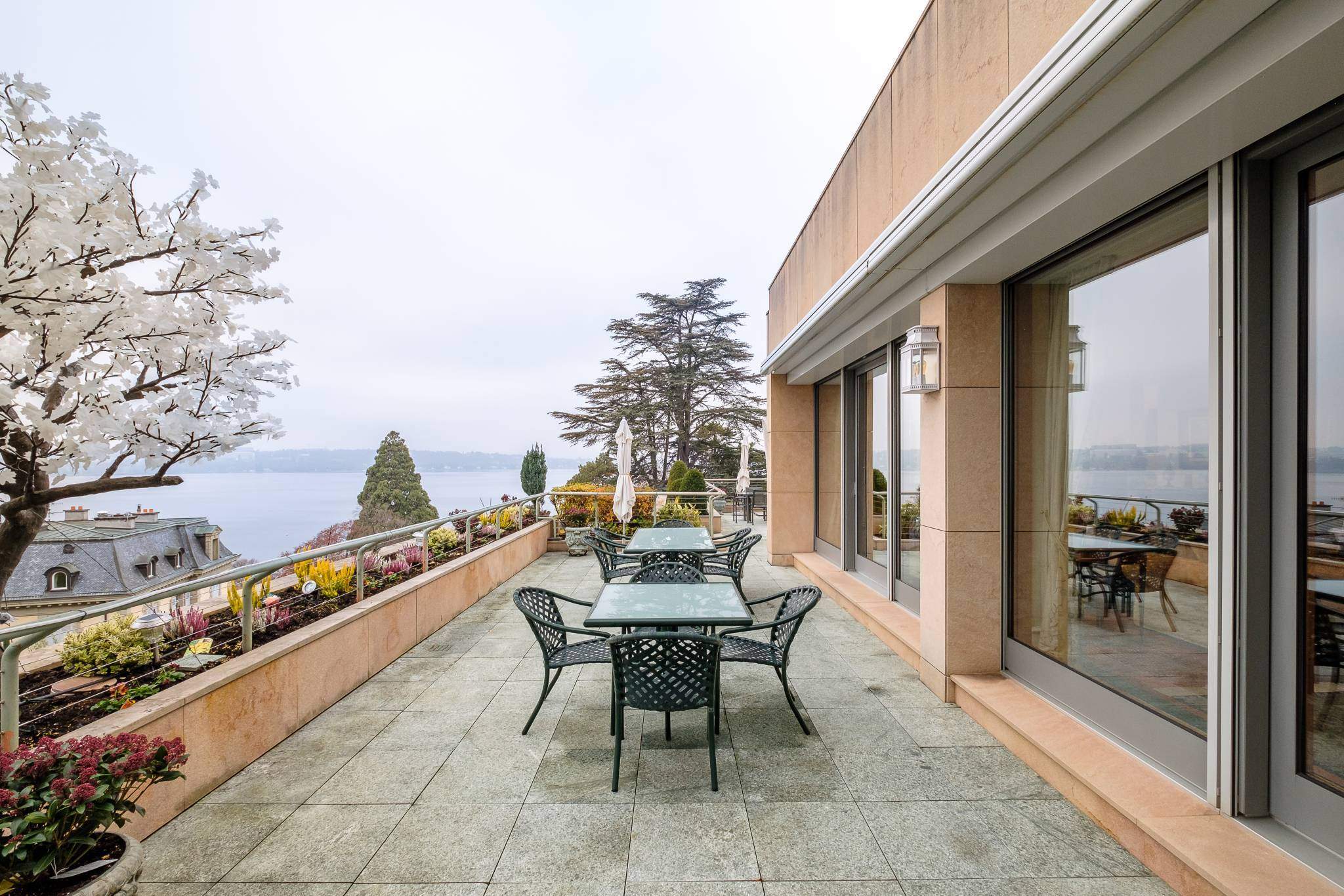 Cologny  - Apartment 4 Bedrooms - picture 1