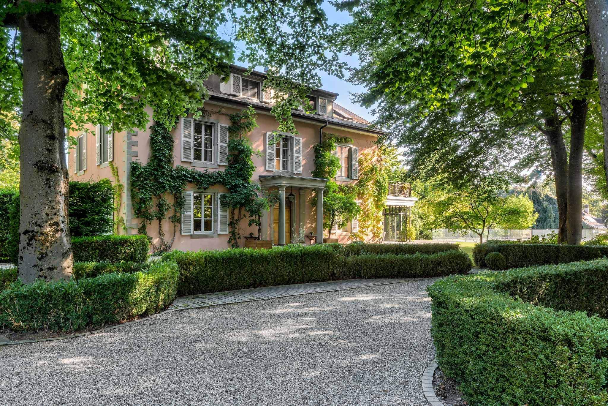 Versoix  - Maison 10.0 Pi&egrave;ces 5 Chambres - picture 1