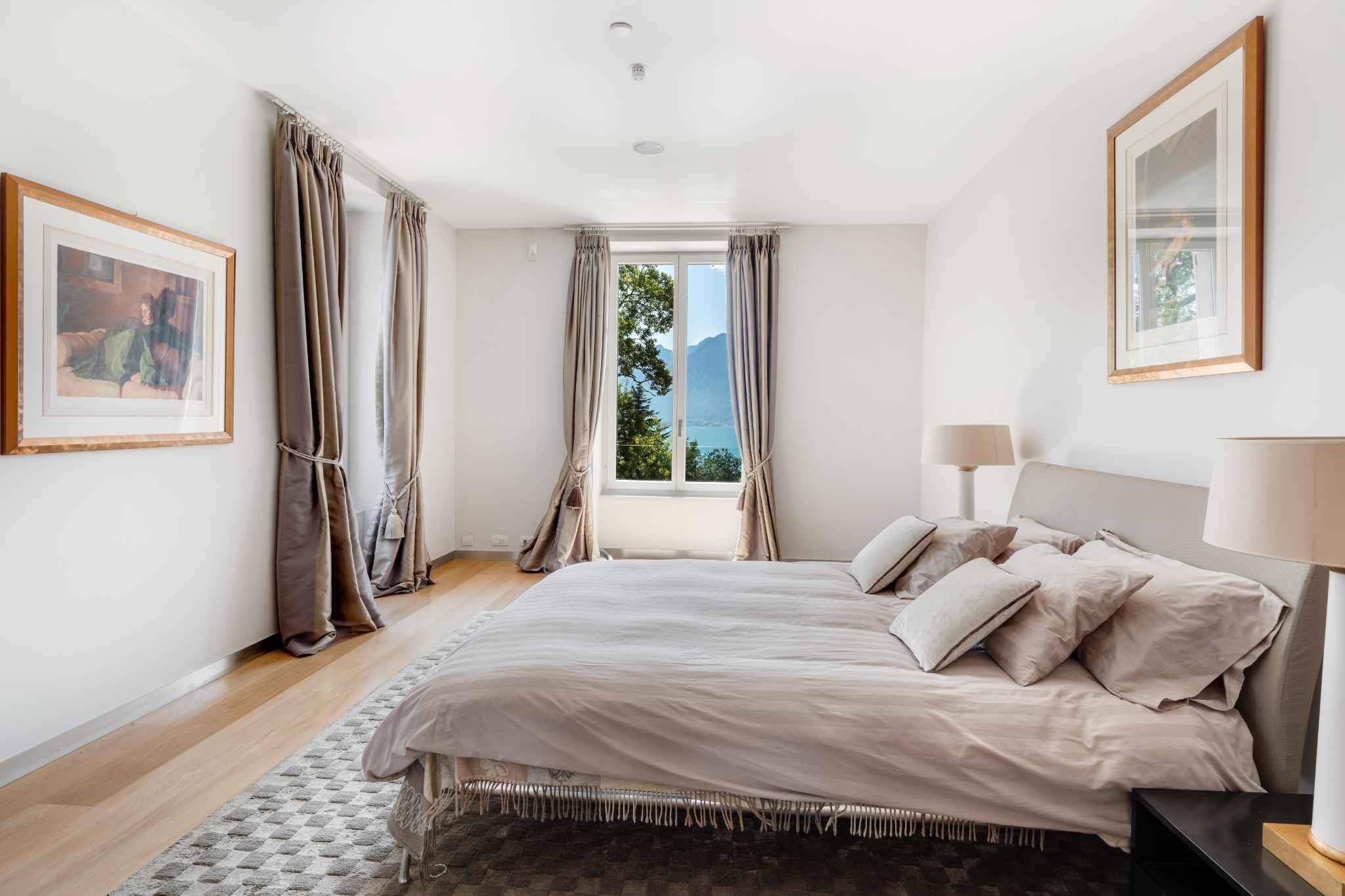 Montreux  - House 10 Bedrooms - picture 10