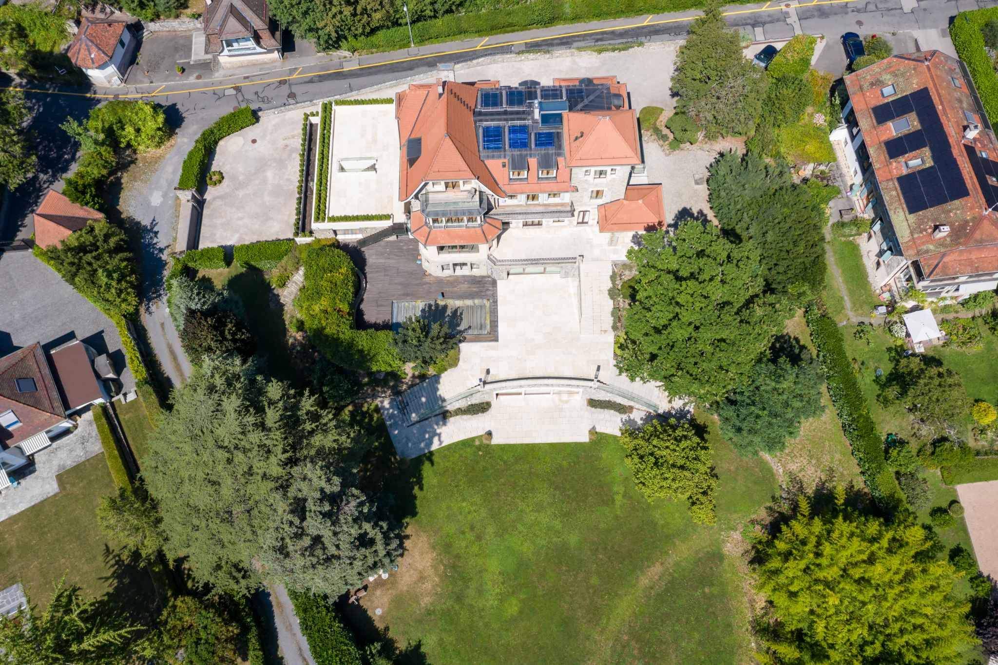 Montreux  - House 10 Bedrooms - picture 15