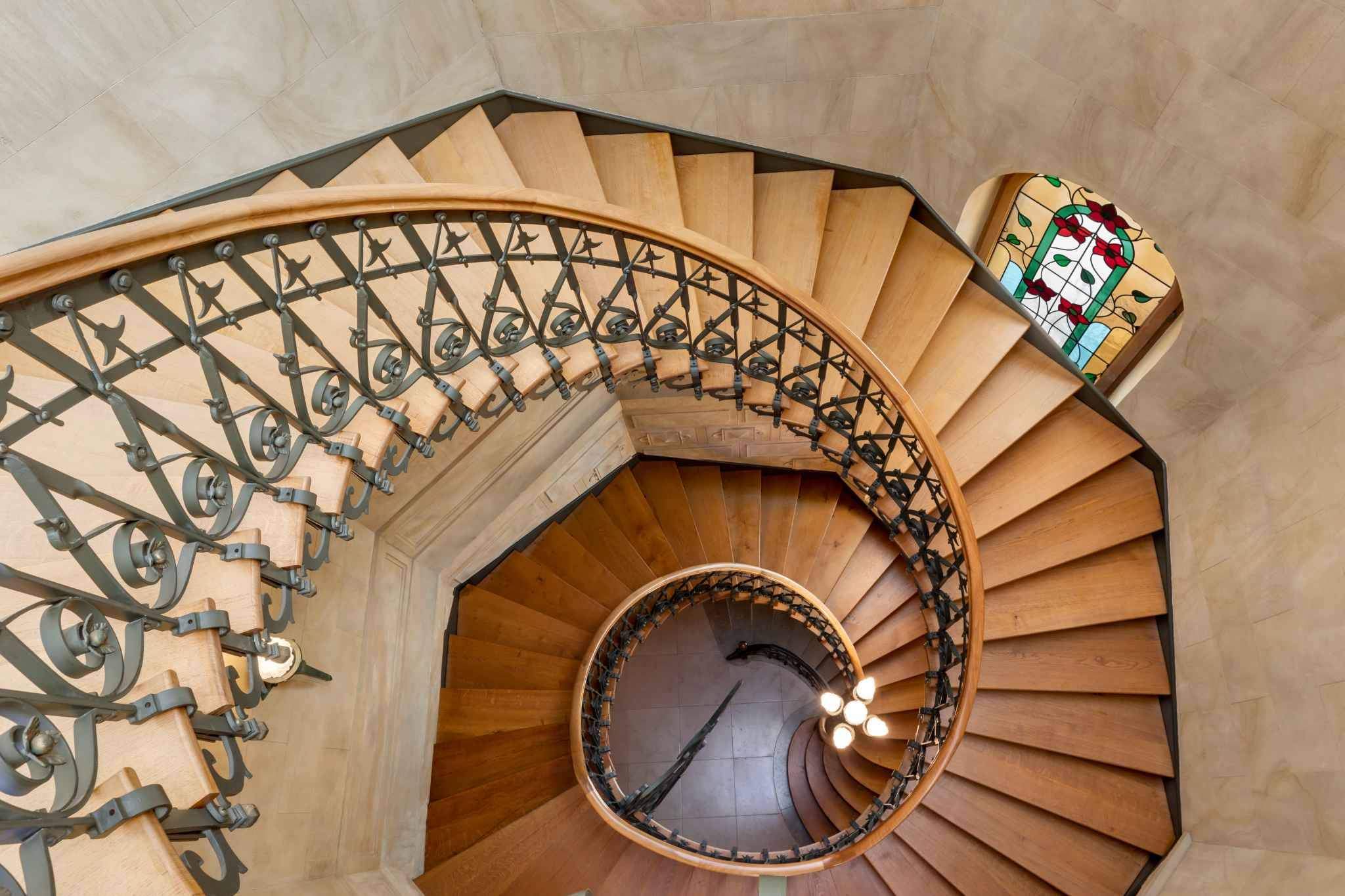 Montreux  - House 6 Bedrooms - picture 13