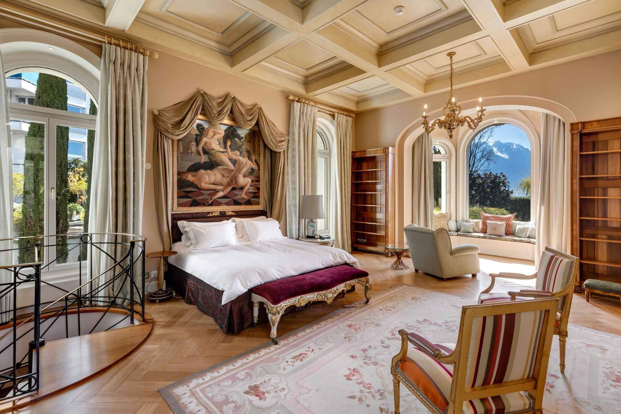 Montreux  - House 6 Bedrooms - picture 8