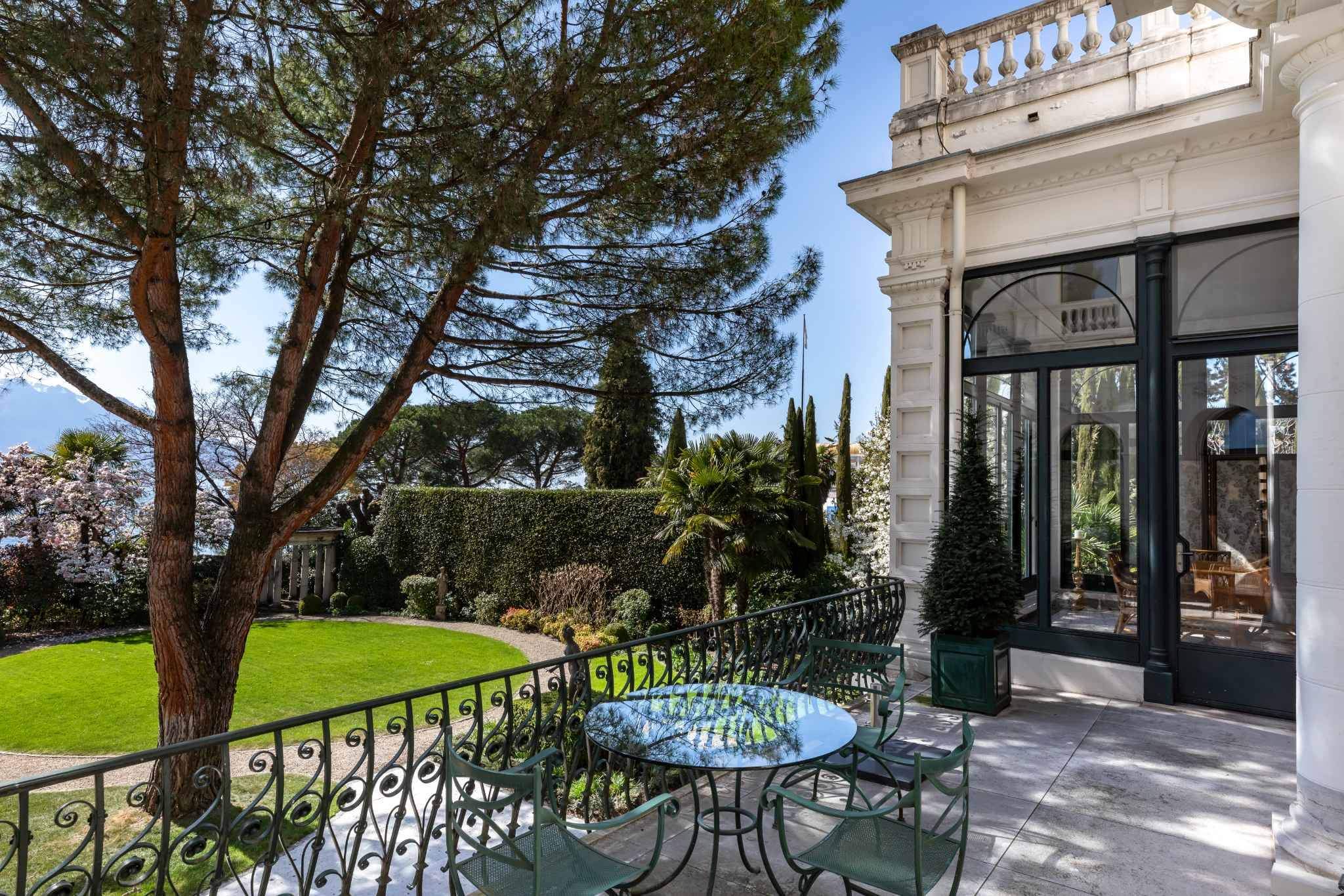 Montreux  - House 6 Bedrooms - picture 4