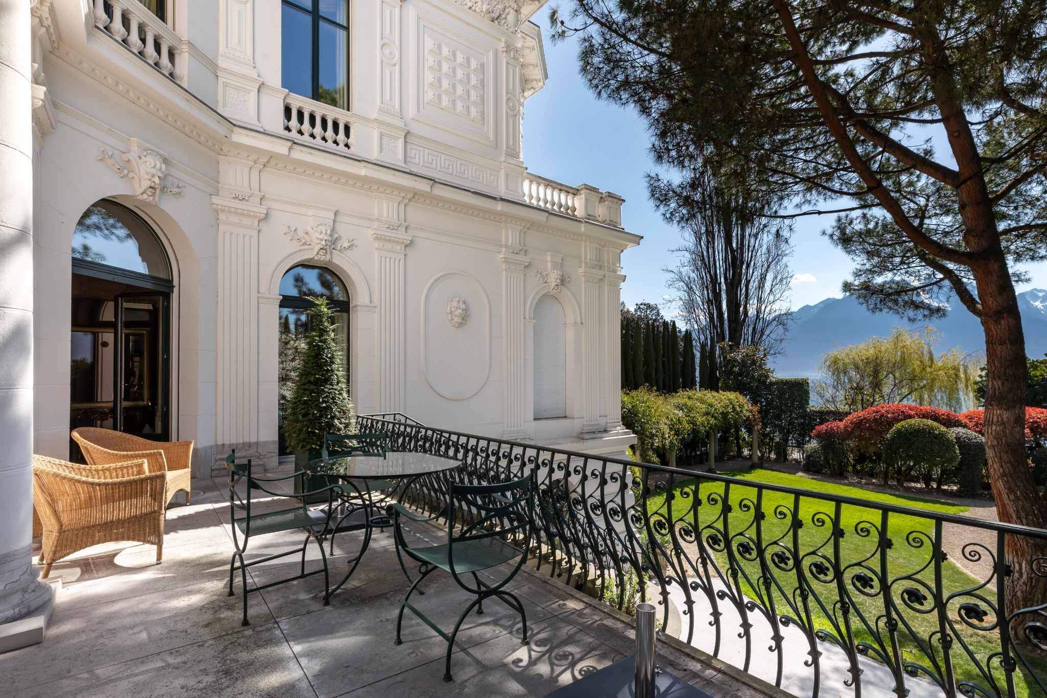 Montreux  - House 6 Bedrooms - picture 14