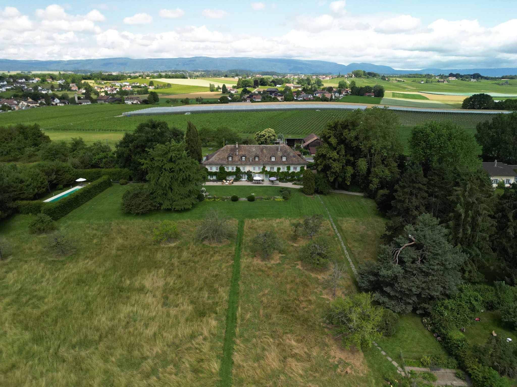 Tolochenaz  - House 12 Bedrooms - picture 11