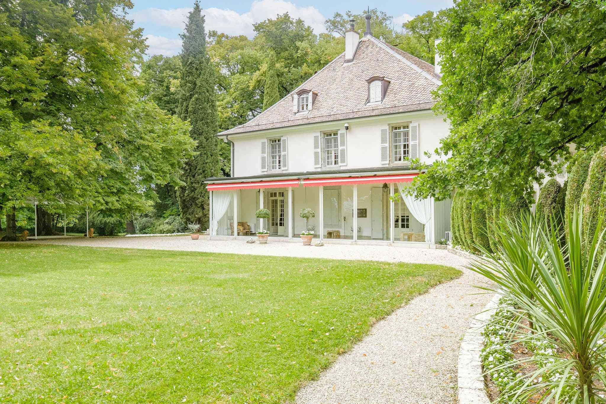 Collex-Bossy  - House 8 Bedrooms - picture 9