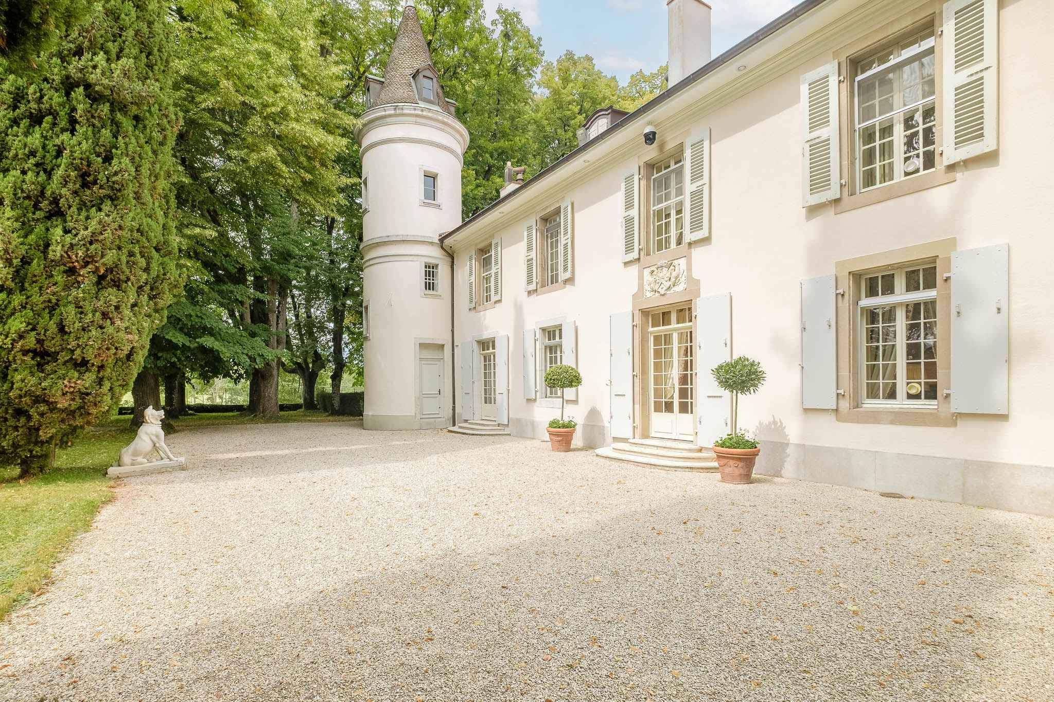 Collex-Bossy  - House 8 Bedrooms - picture 3