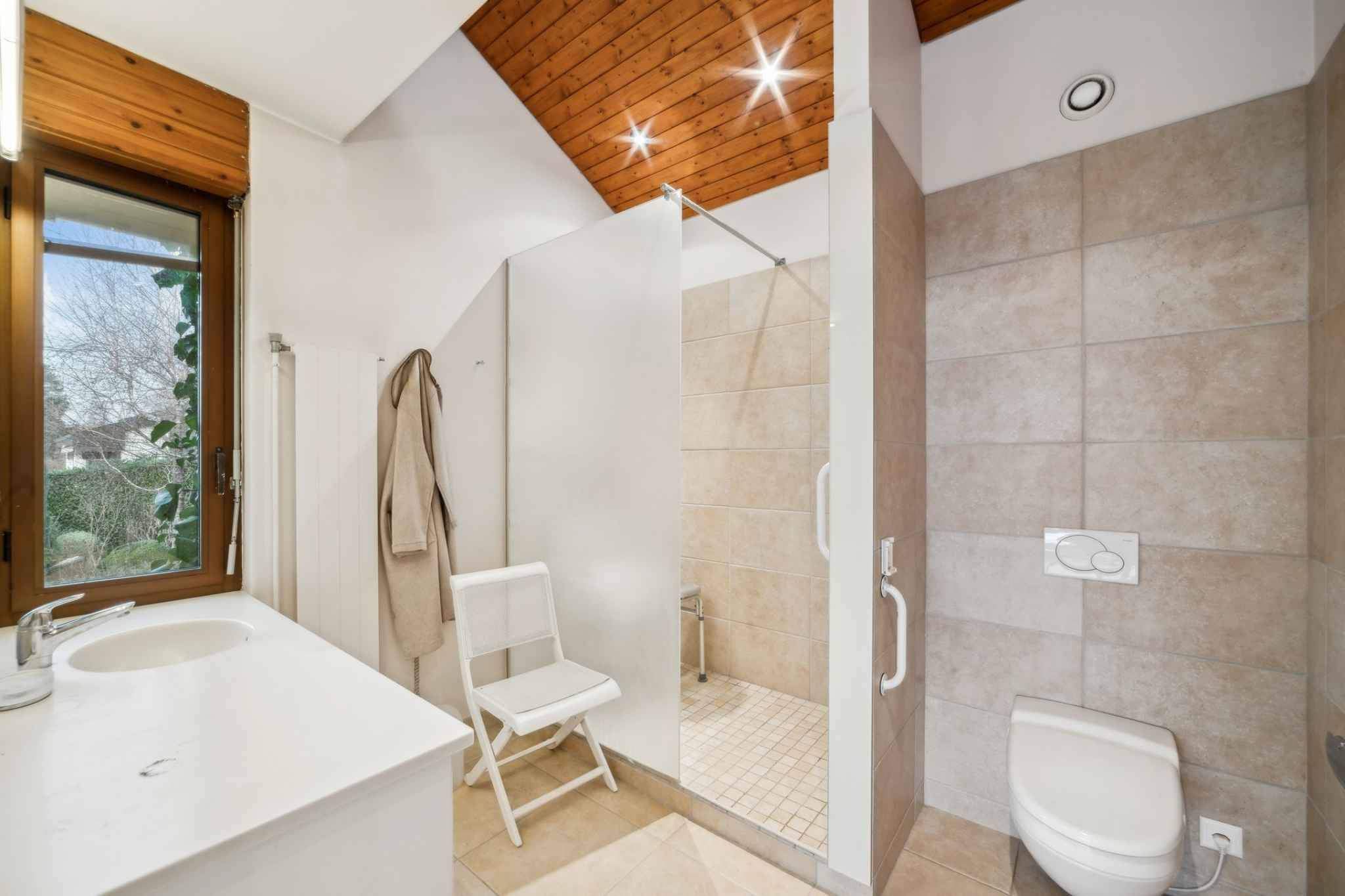 Anières  - Maison 9.0 Pi&egrave;ces 4 Chambres - picture 9