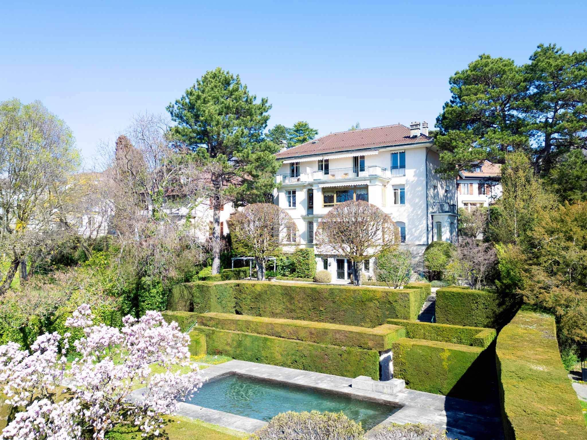 Lausanne  - Maison 11.5 Pi&egrave;ces 7 Chambres - picture 2