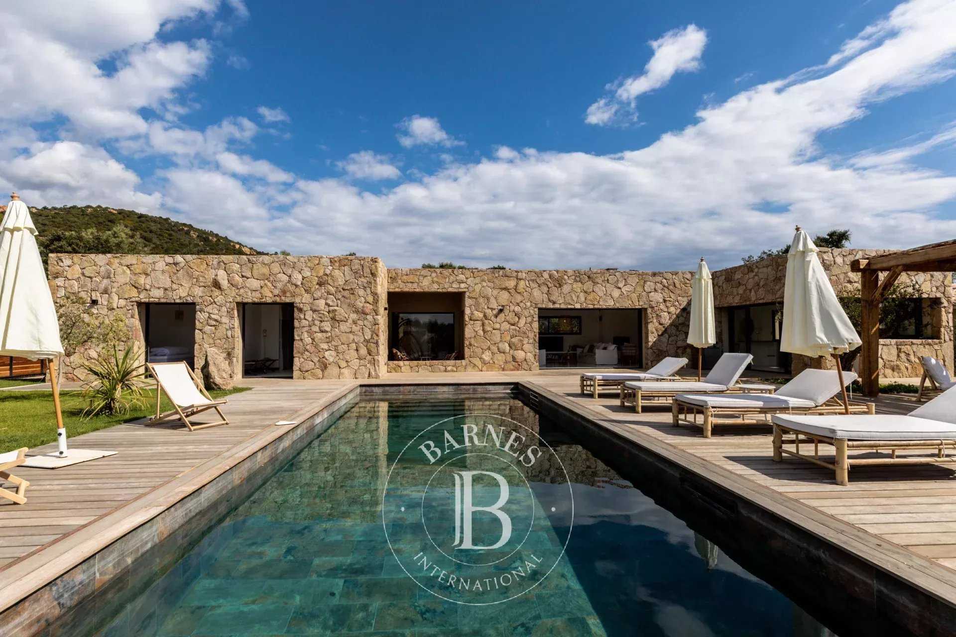 Lecci  - Villa 5 Pi&egrave;ces 4 Chambres