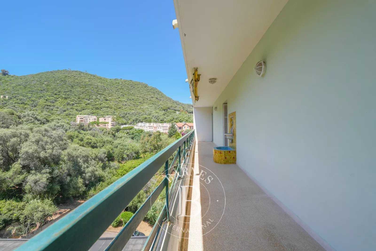 Ajaccio  - Appartement 4 Pi&egrave;ces 3 Chambres