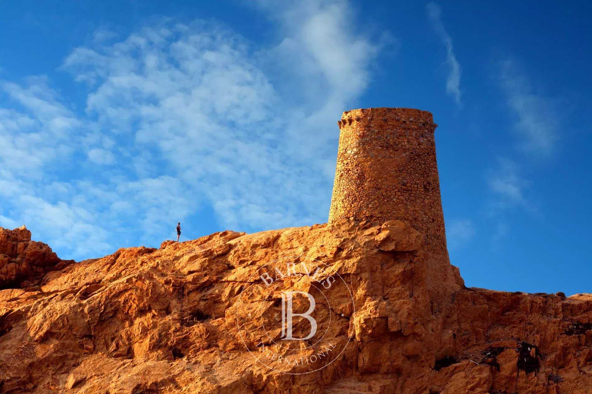 L'Île-Rousse  - Hôtel 