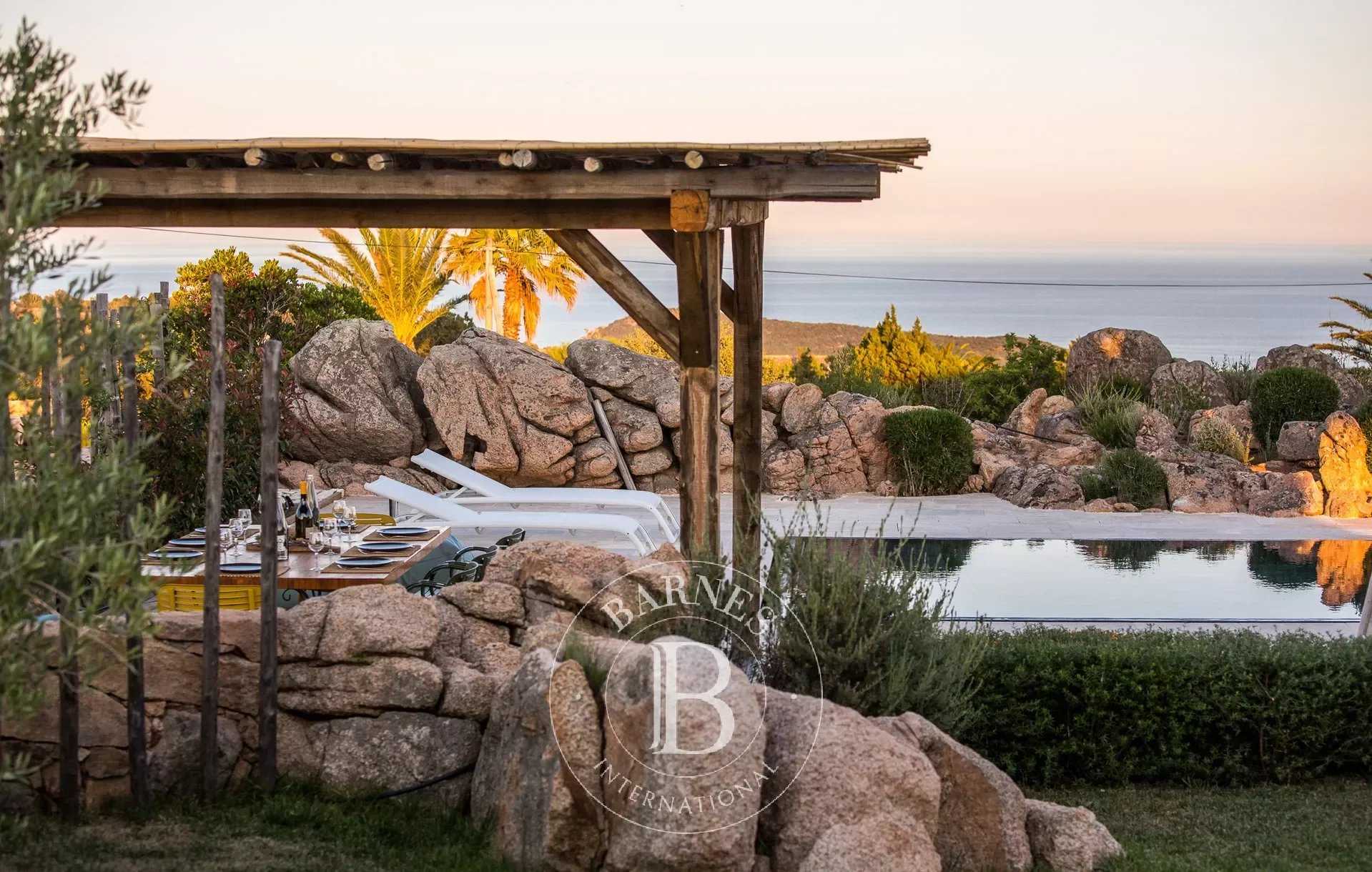 Bonifacio, 6 bedroom villa, panoramic sea view, swimming pool, picture 20