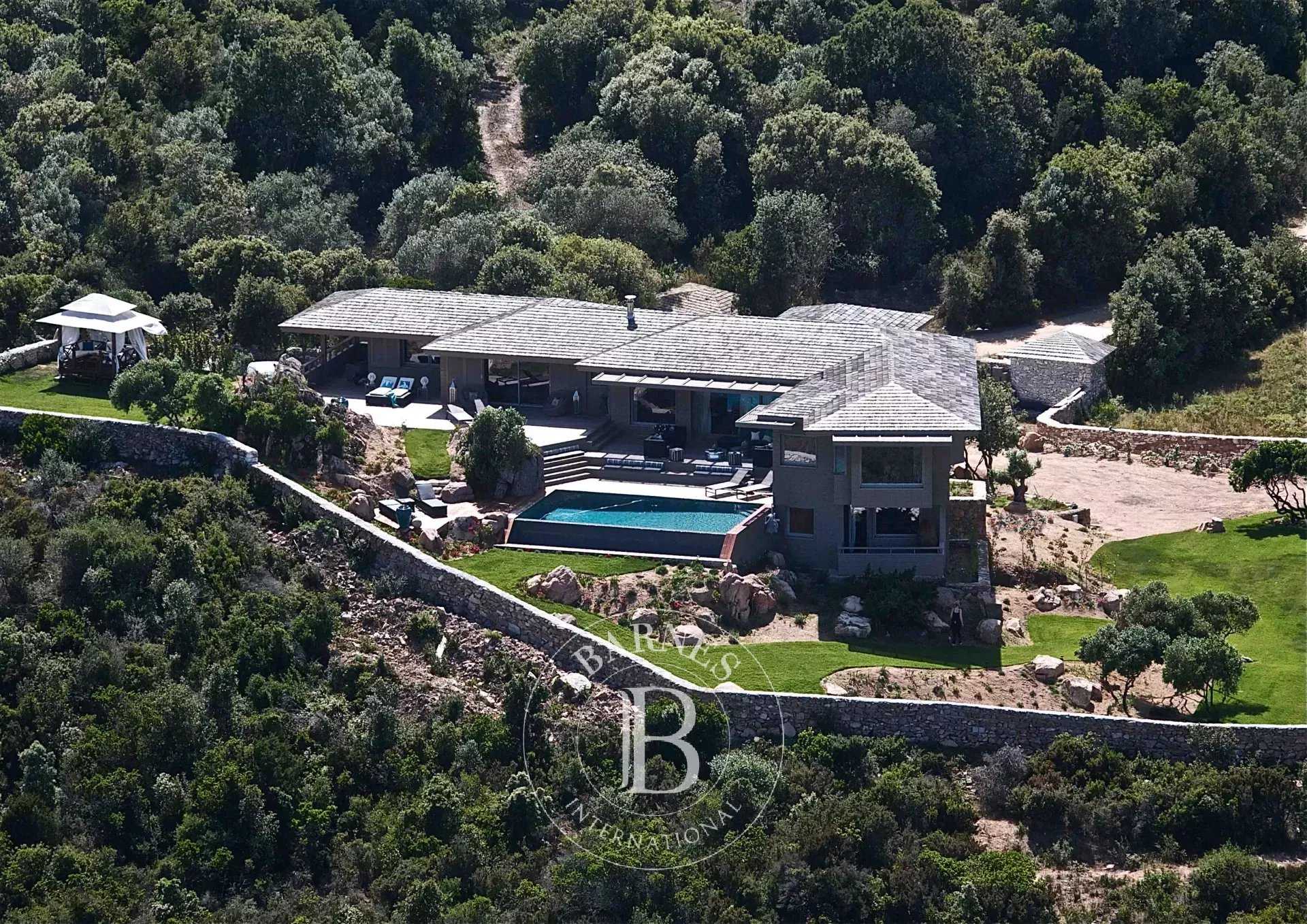 Bonifacio, Sperone, 5 bedroom villa, sea view, swimming pool picture 20