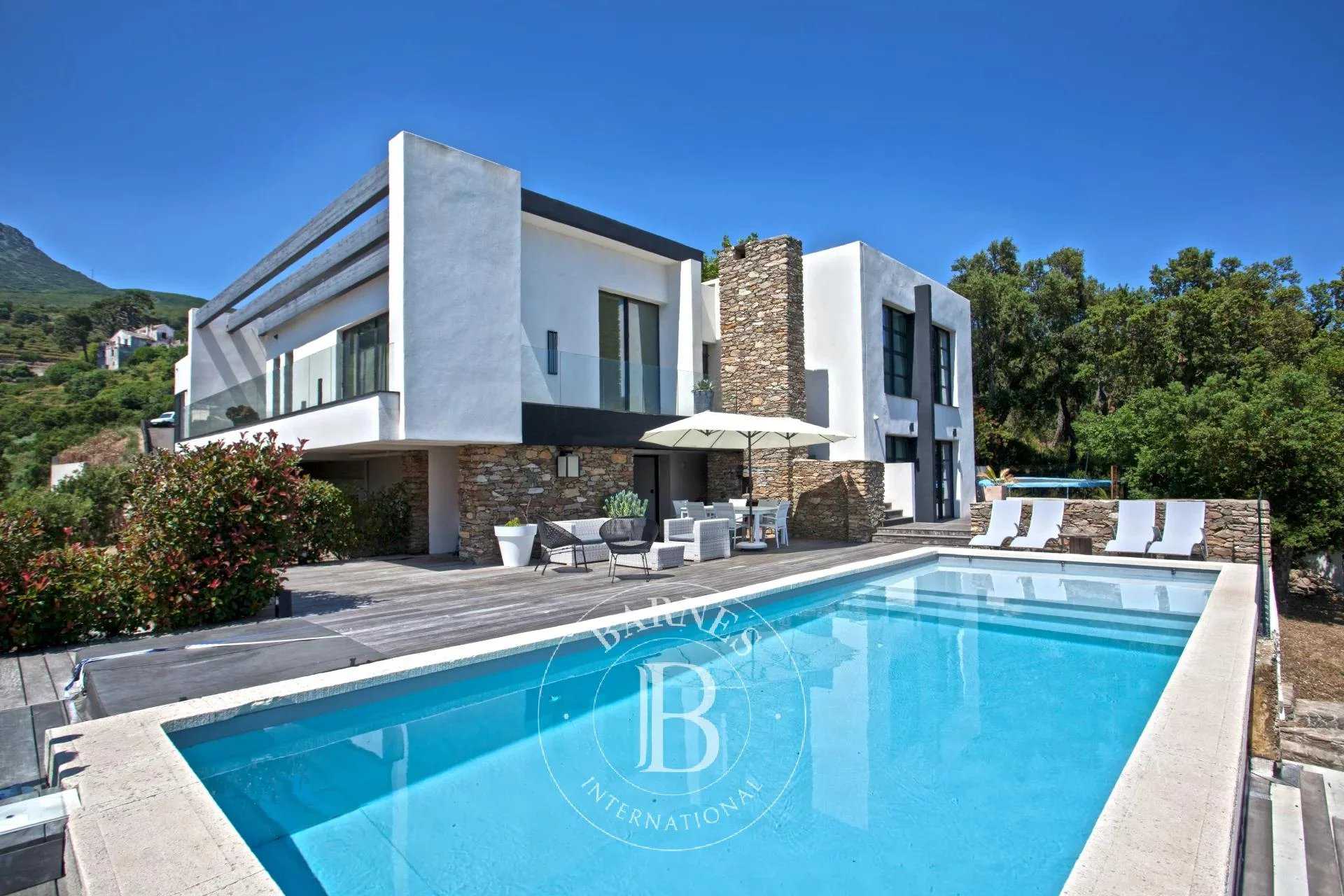 Bastia, 5 bedroom villa, sea view and swimming pool, RL296 Villa Bastia picture 15