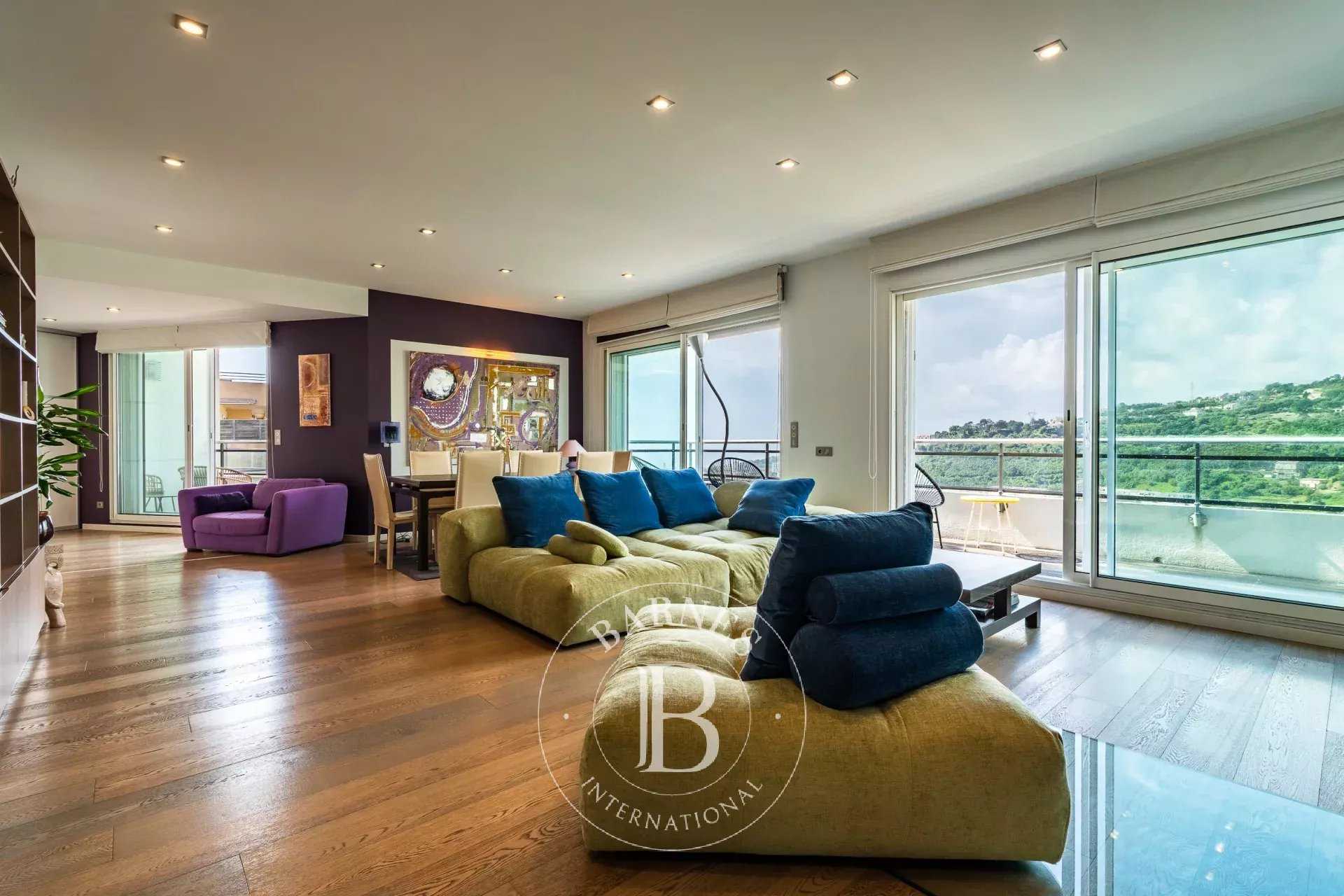 Bastia  - Piso 6 Cuartos 5 Habitaciones