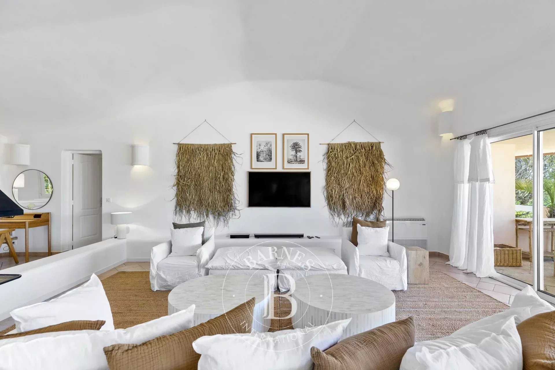 Lecci  - Villa 5 Bedrooms