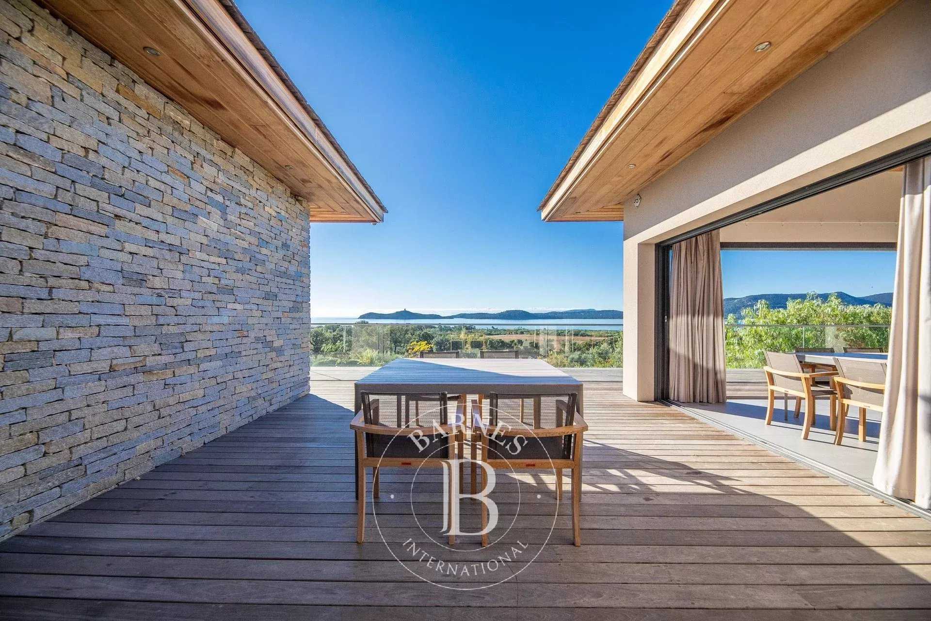 Sainte-Lucie-de-Porto-Vecchio  - Villa 