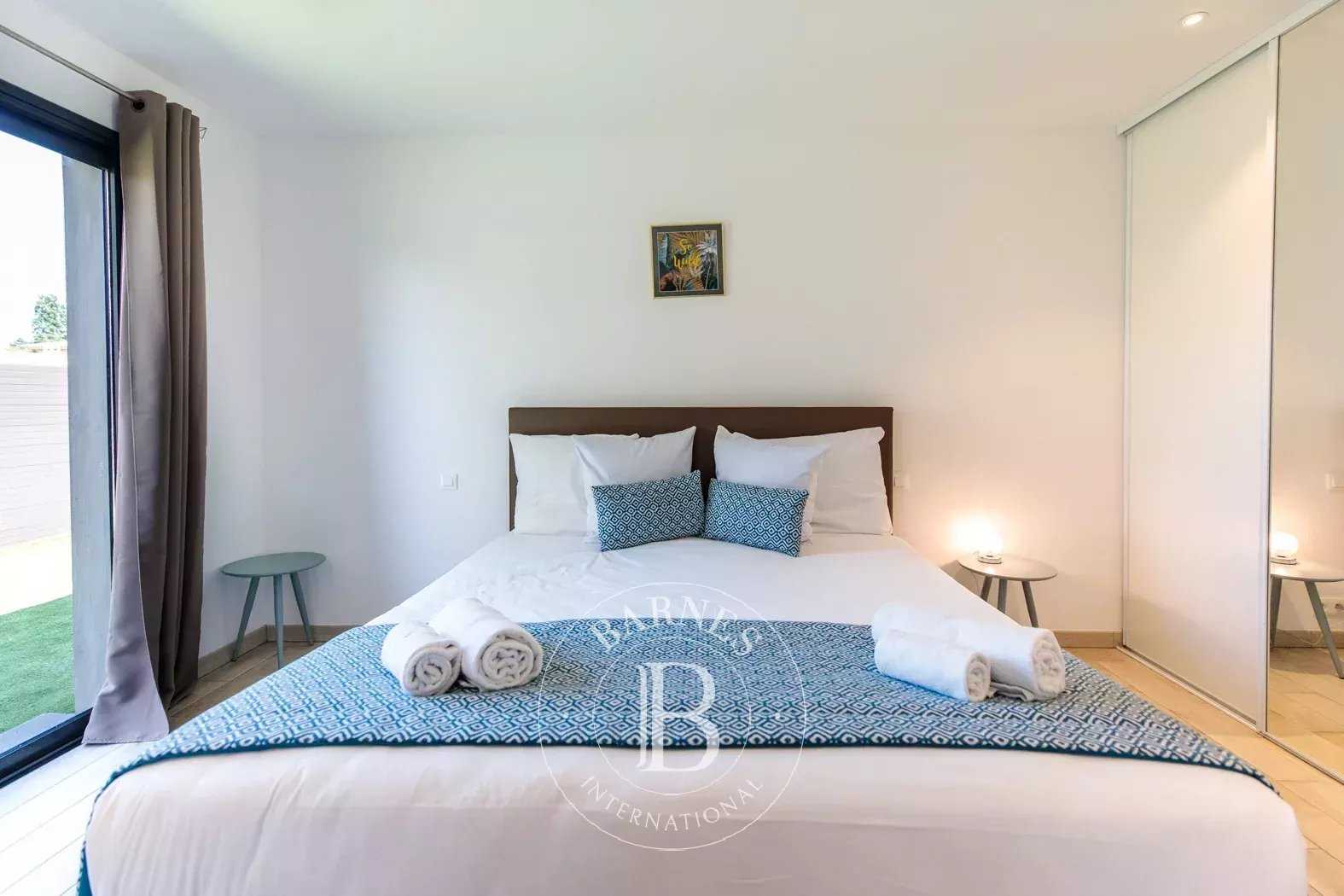 Lecci  - Villa 5 Pi&egrave;ces 4 Chambres