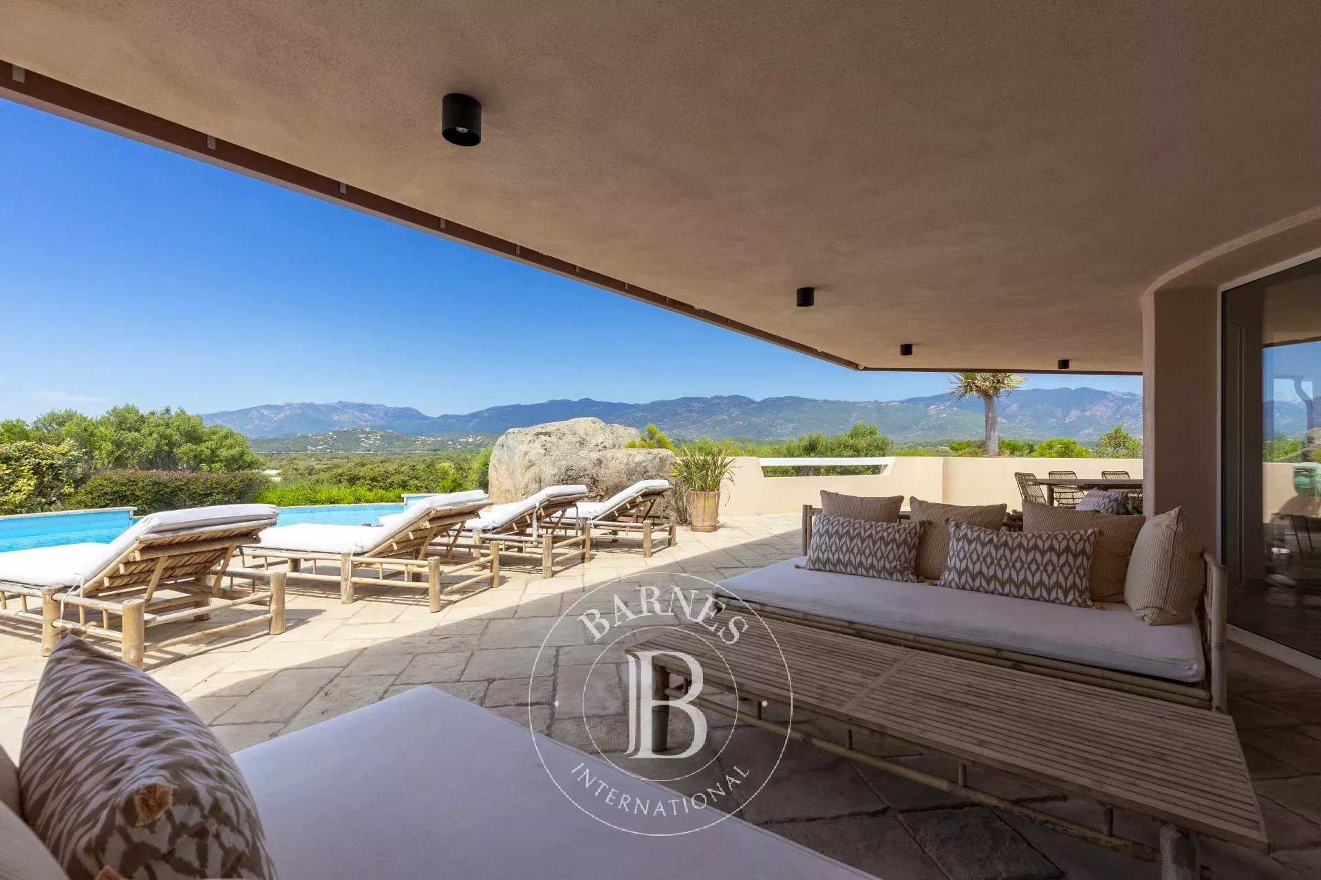 Lecci  - Villa 5 Bedrooms