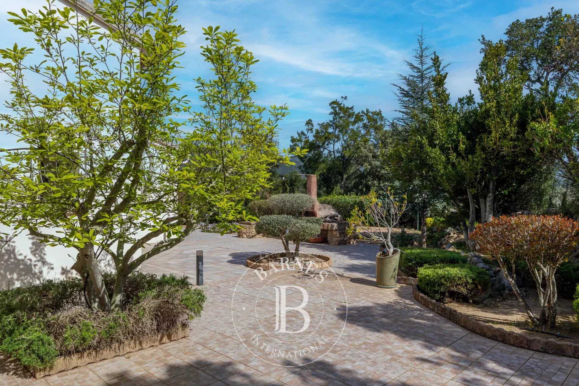 Sainte-Lucie-de-Porto-Vecchio  - Villa 4 Bedrooms