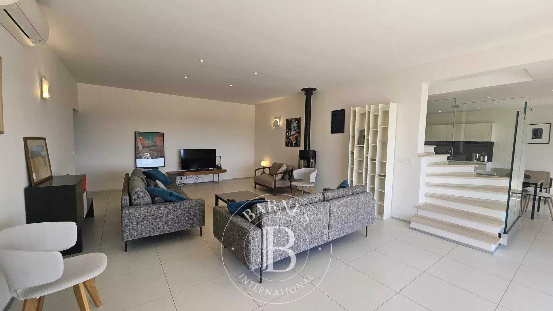 Sainte-Lucie-de-Porto-Vecchio  - Villa 6 Pi&egrave;ces 5 Chambres