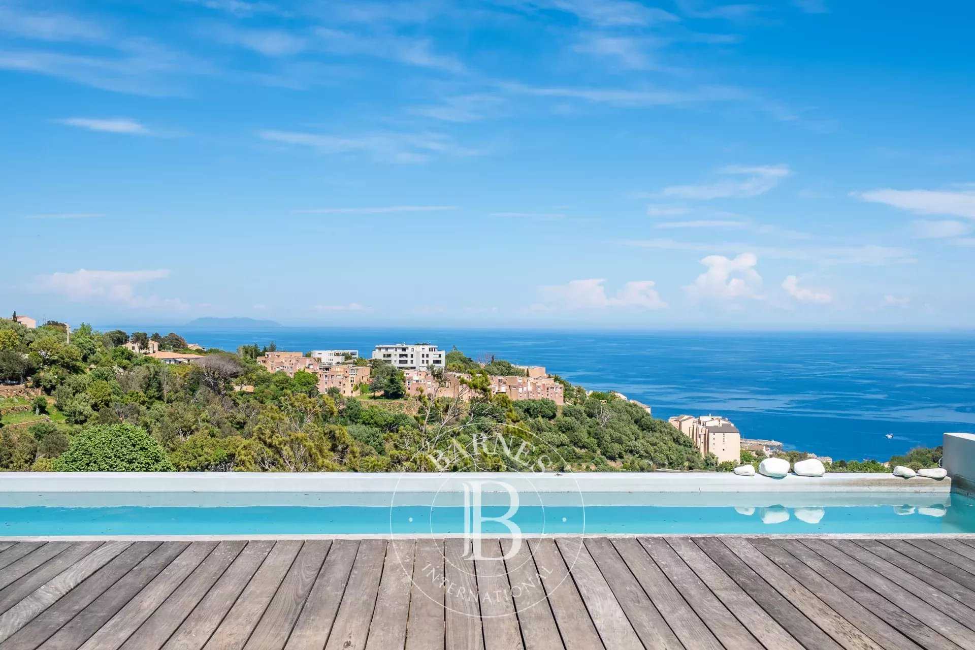 Bastia  - Villa 7 Pièces