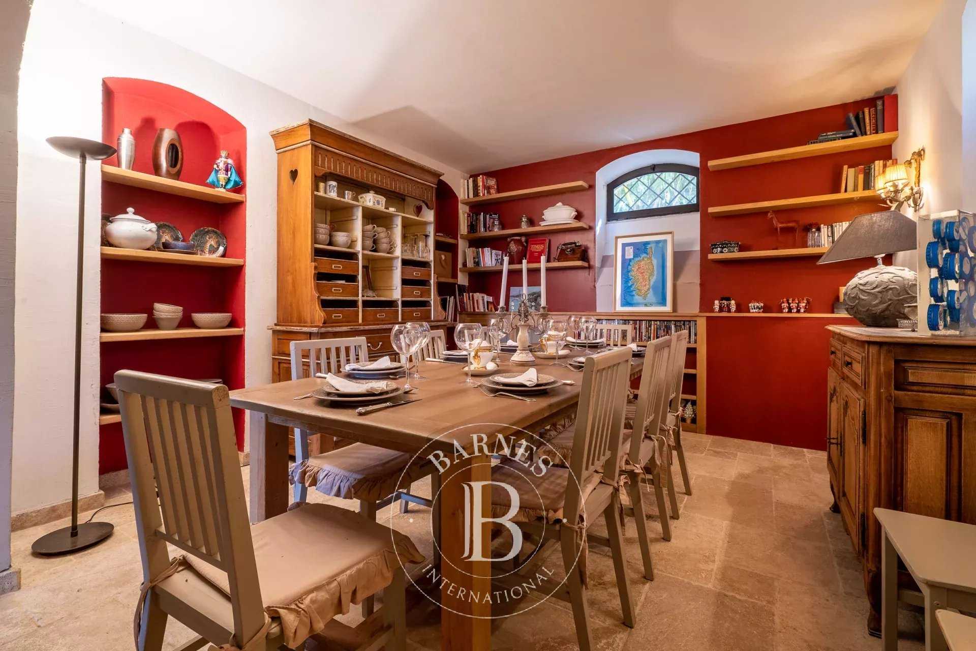 Oletta  - Castle 7 Bedrooms