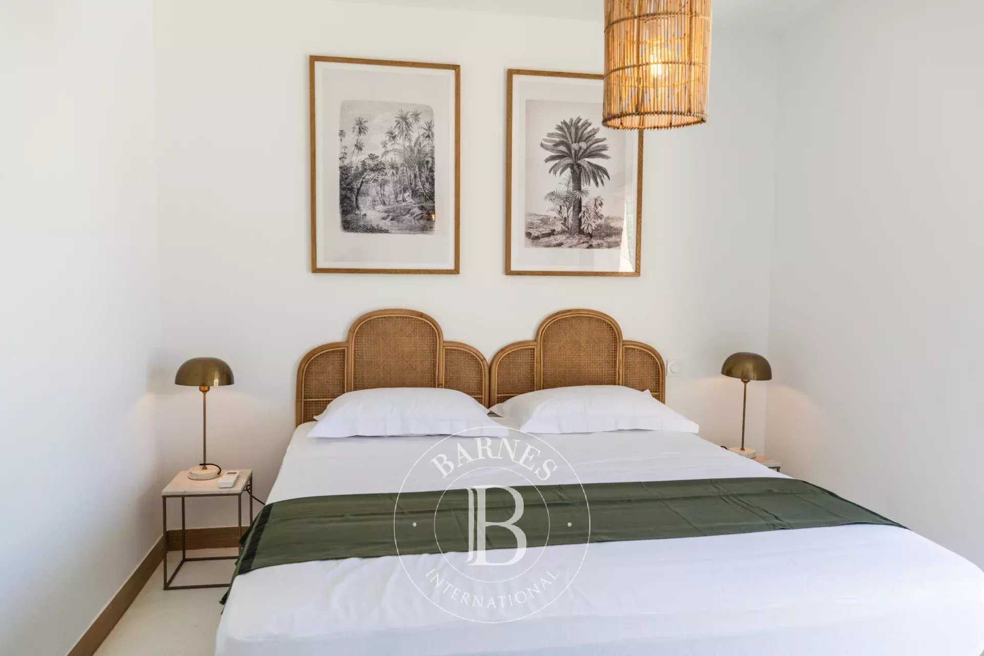 Lecci  - Villa 5 Pi&egrave;ces 4 Chambres