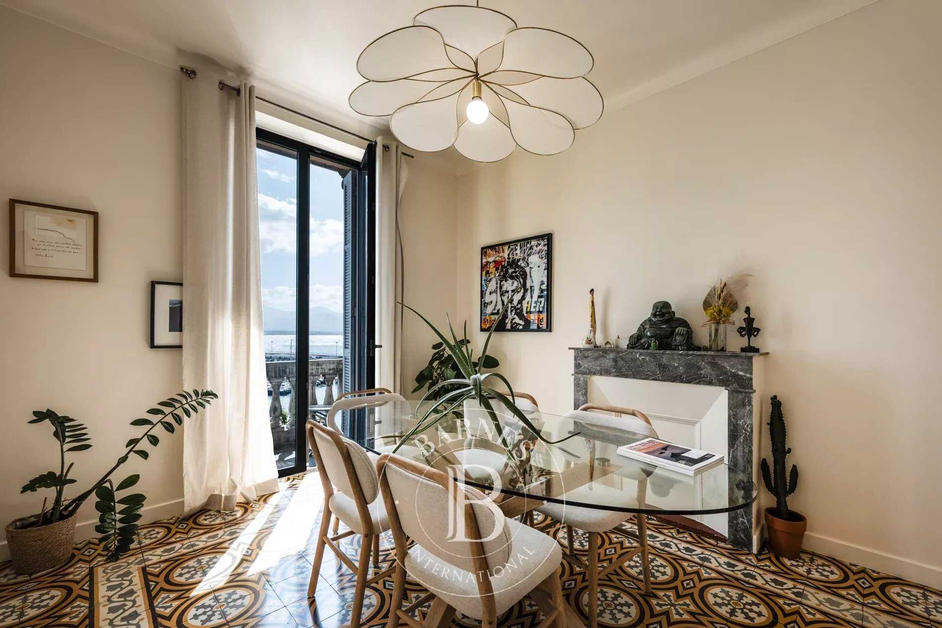 Ajaccio  - Piso 4 Cuartos 2 Habitaciones