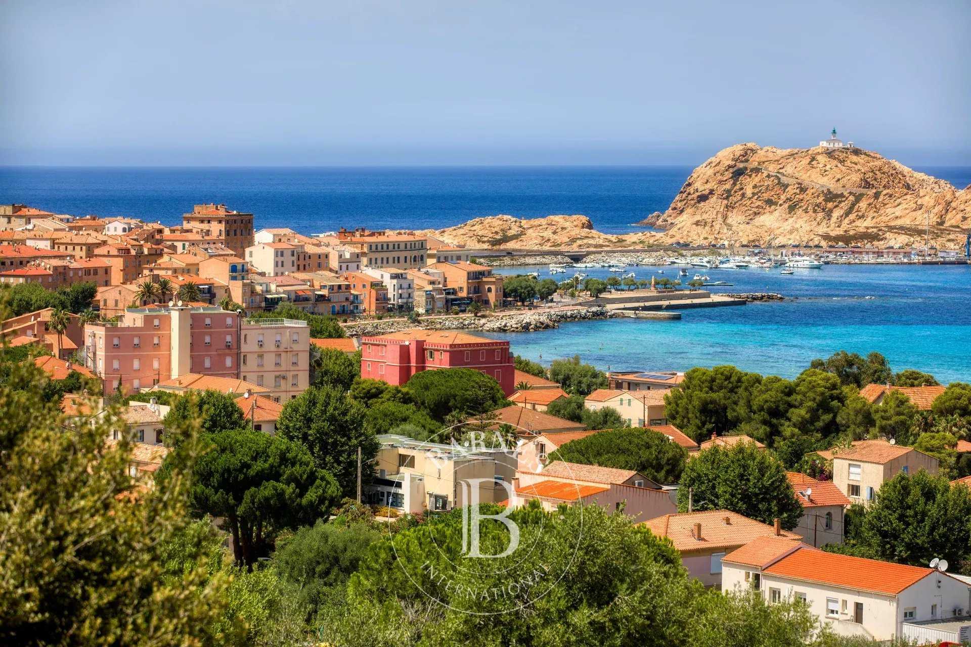 L'Île-Rousse  - Terrain 