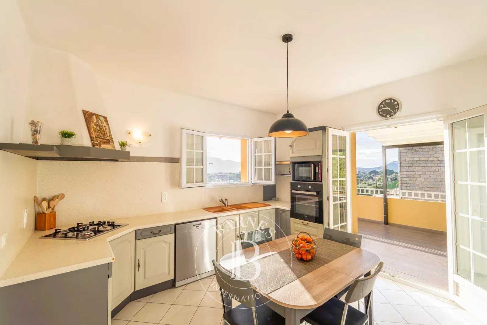 Porto-Vecchio  - Villa 5 Pi&egrave;ces 4 Chambres