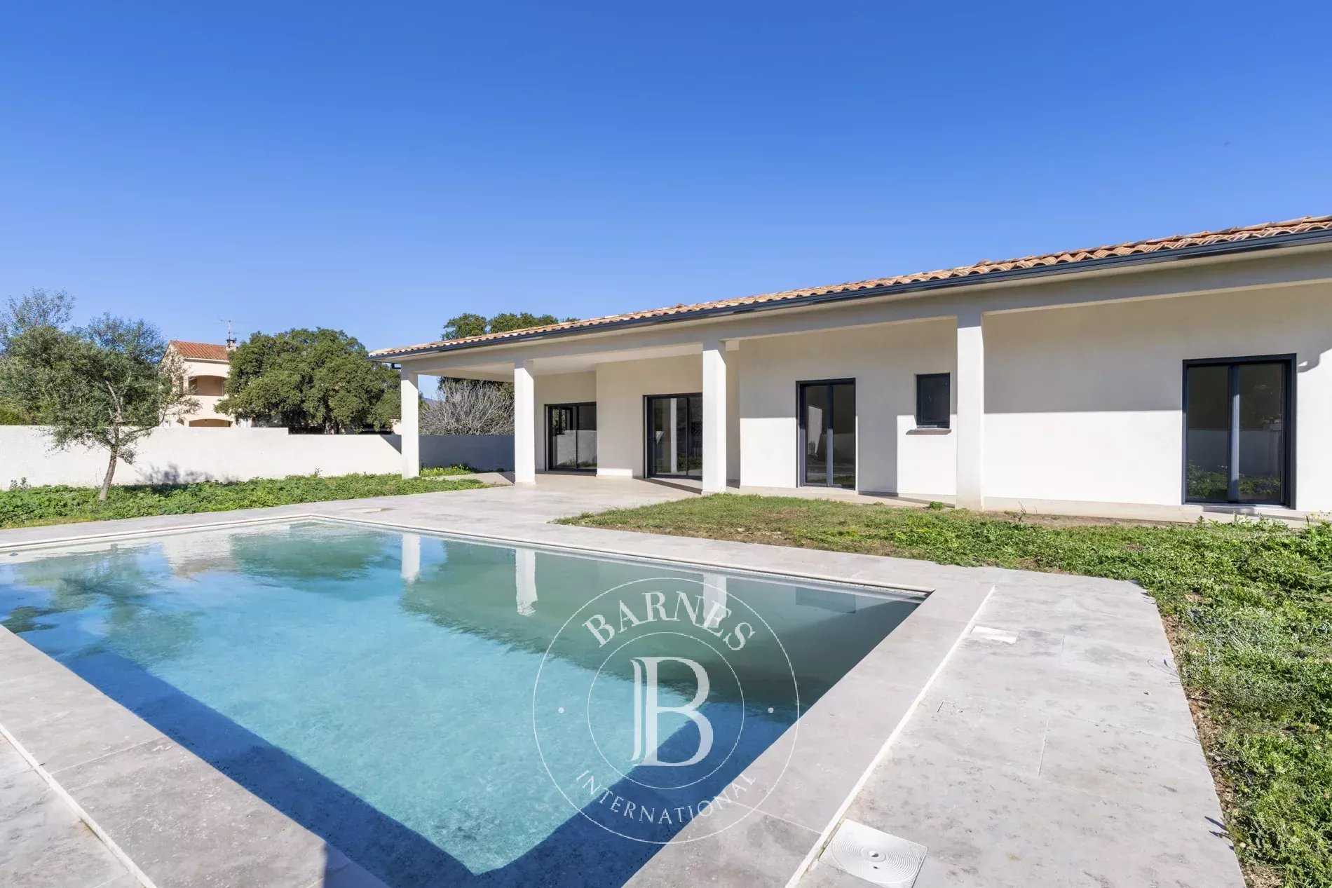 Solenzara  - Maison 6 Pi&egrave;ces 4 Chambres