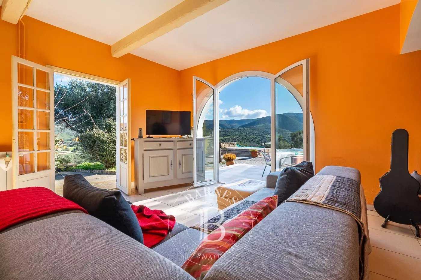 L'Île-Rousse  - Maison 6 Pi&egrave;ces 5 Chambres