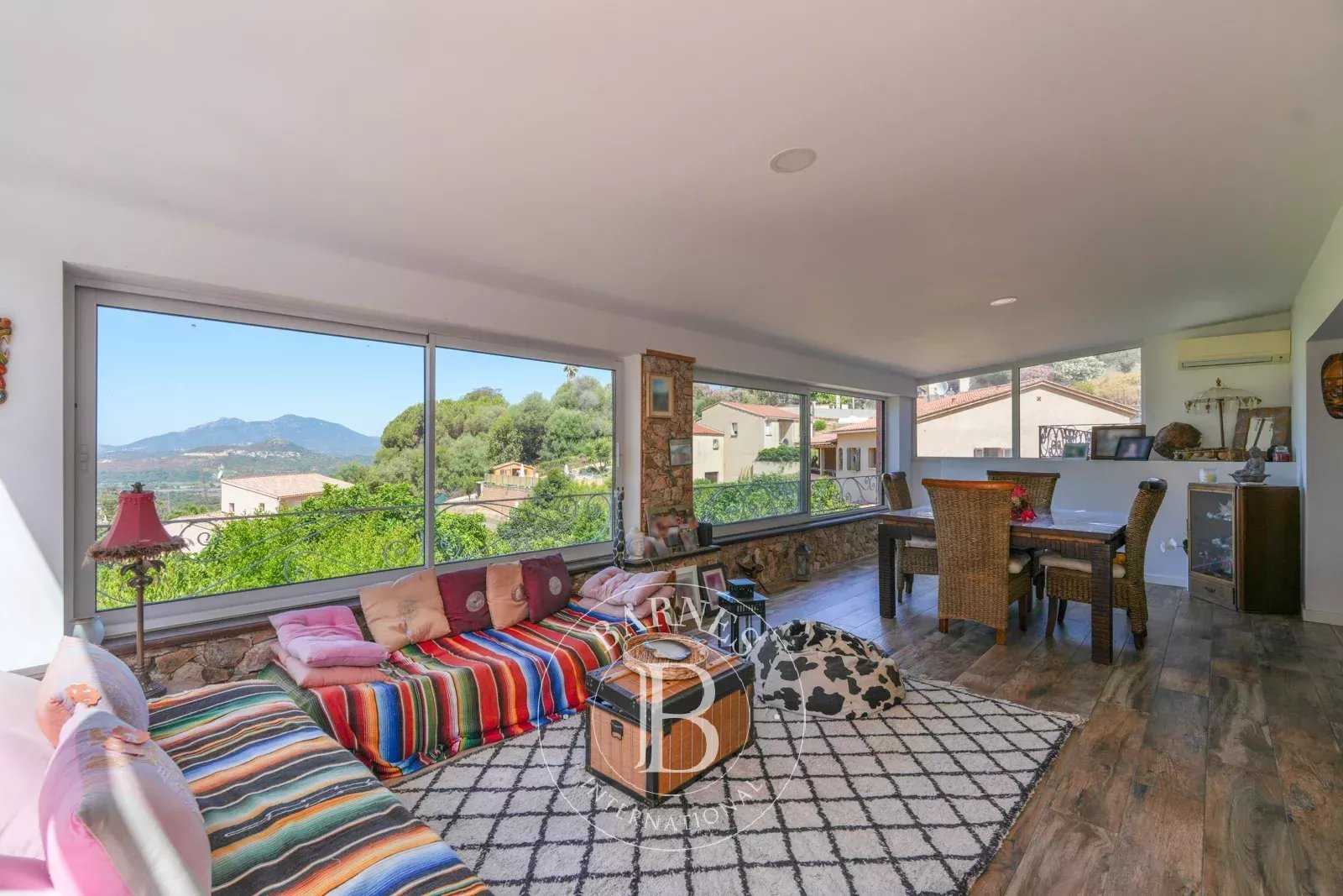 Ajaccio  - Villa 7 Pièces