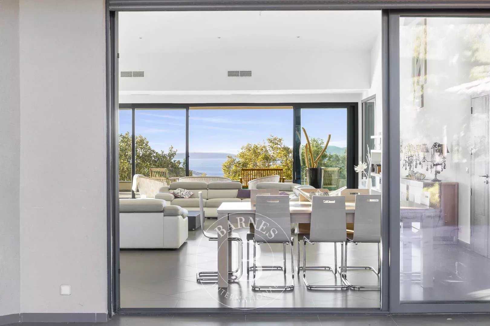 Sainte-Lucie-de-Porto-Vecchio  - Villa 8 Bedrooms