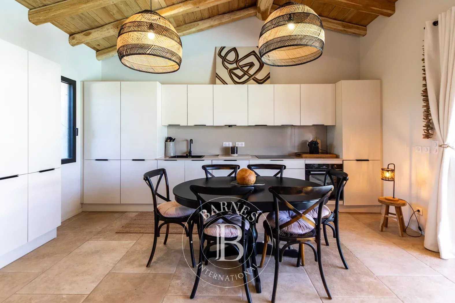 Sainte-Lucie-de-Porto-Vecchio  - Villa 5 Pi&egrave;ces 3 Chambres
