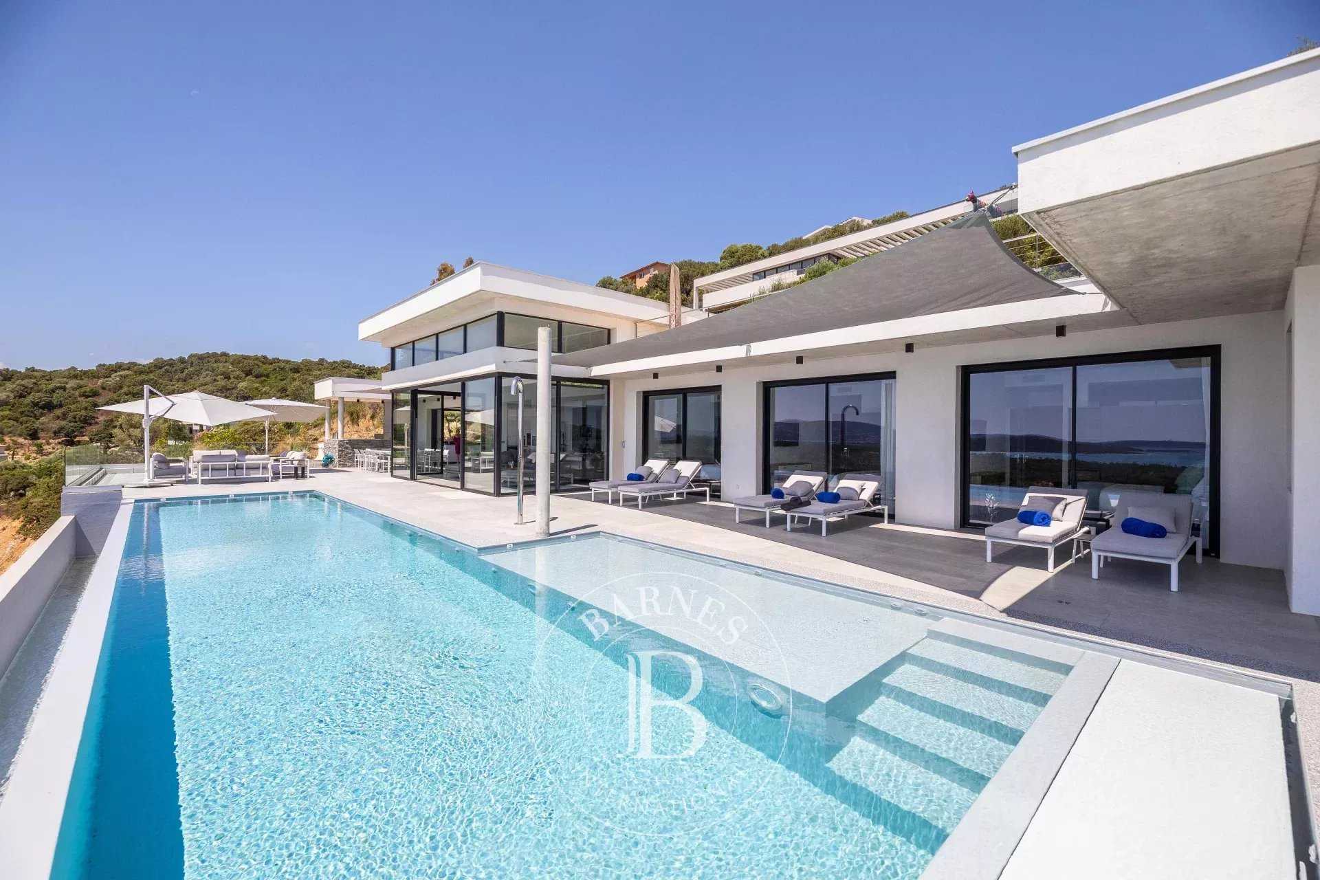 Lecci  - Villa 