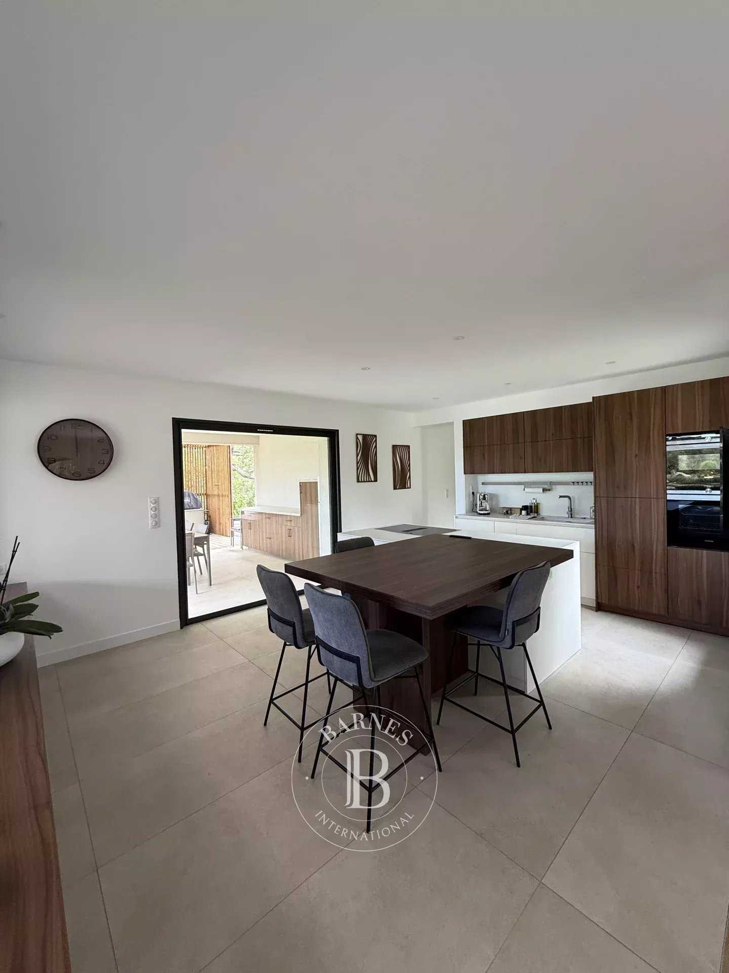 Lecci  - Villa 5 Pi&egrave;ces 3 Chambres