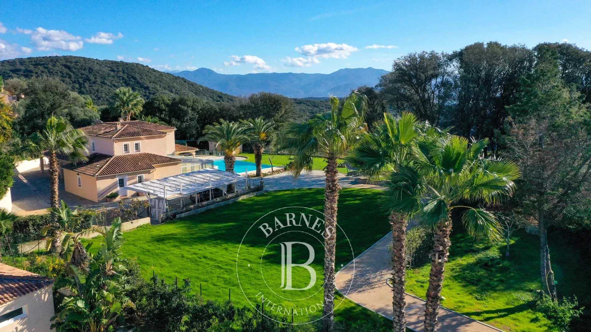 Ajaccio  - Villa 5 Bedrooms