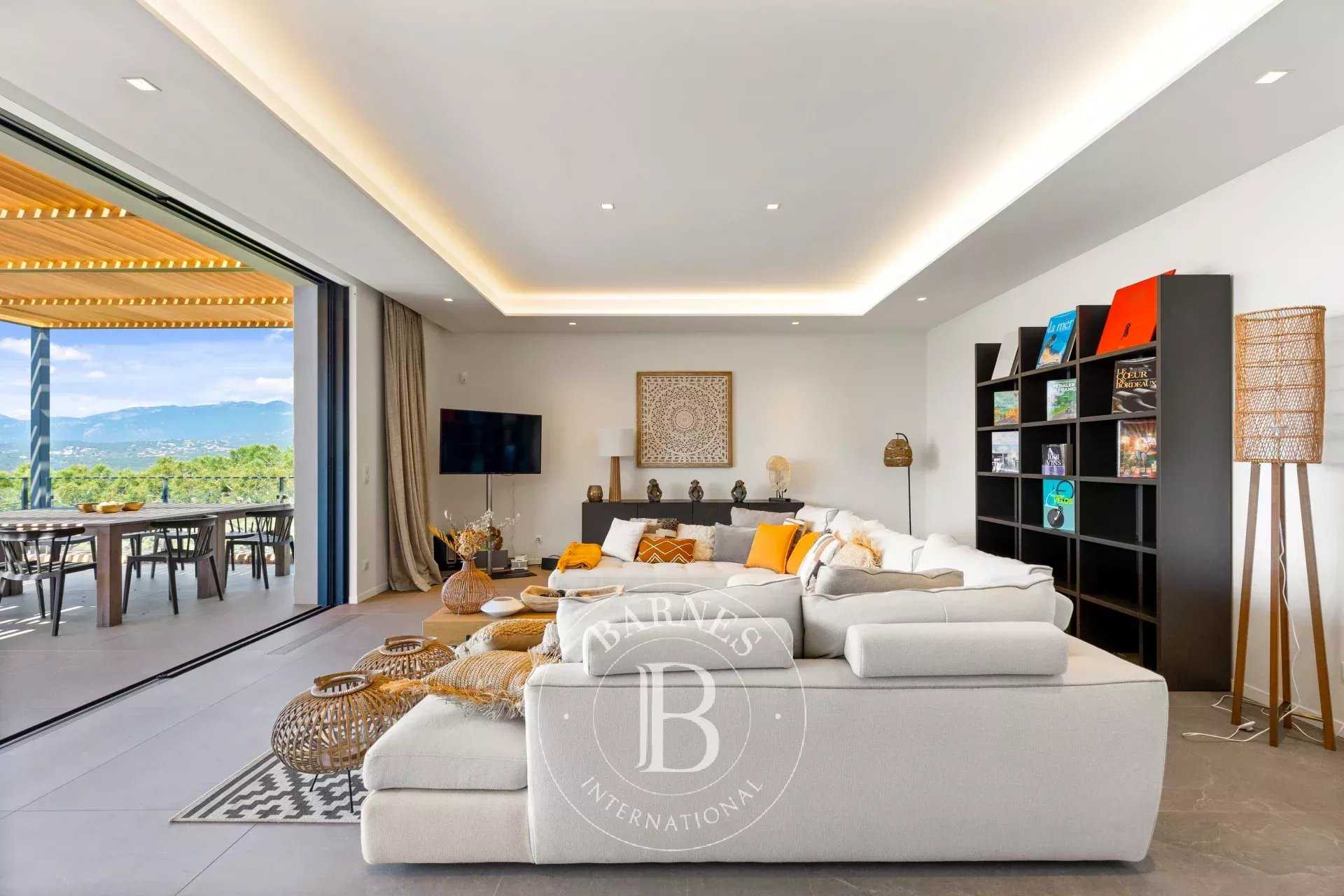 Porto-Vecchio  - Villa 6 Bedrooms