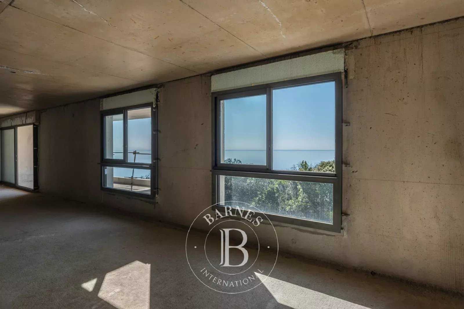 Bastia  - Piso 3 Cuartos 2 Habitaciones