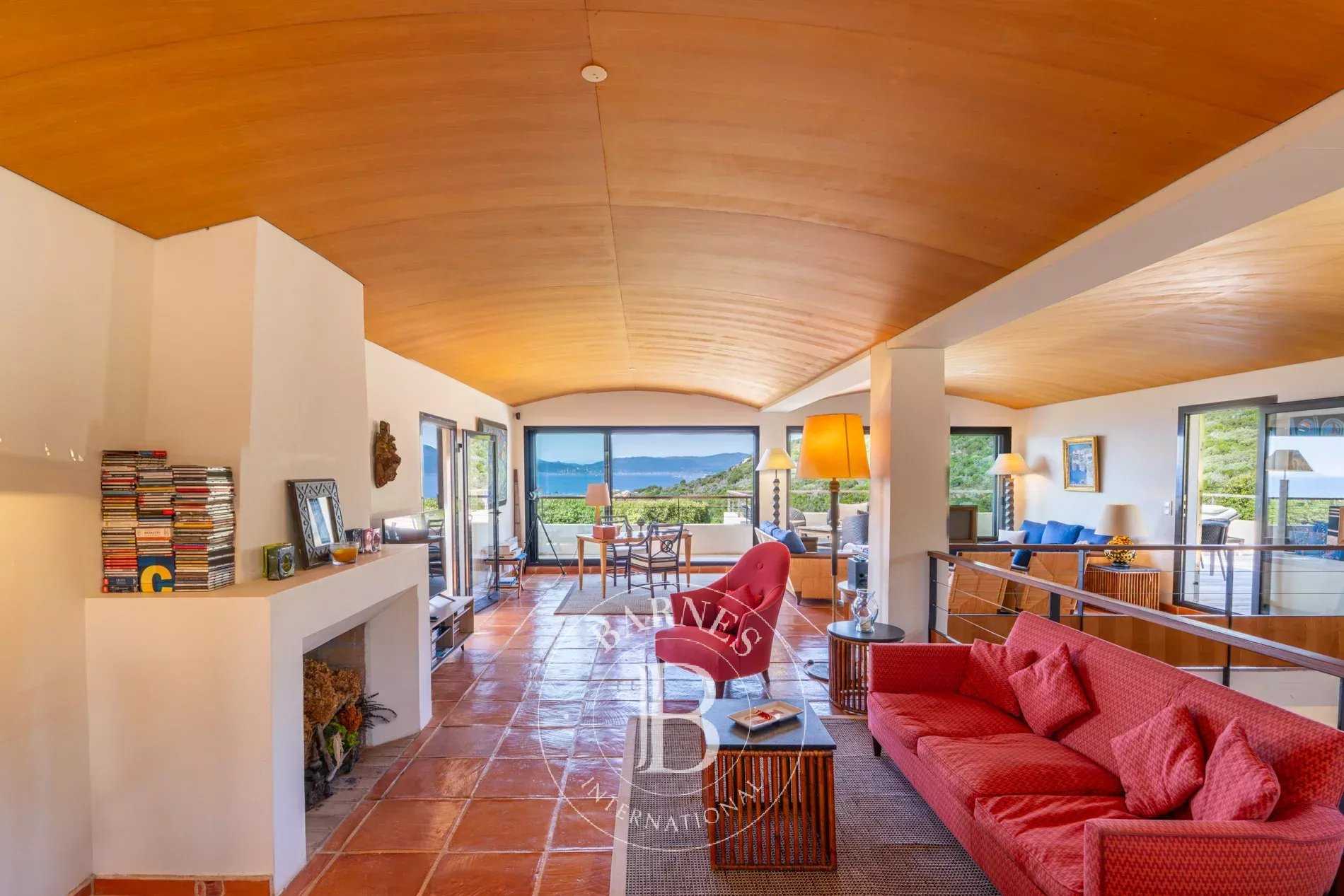 Ajaccio  - Villa 5 Bedrooms