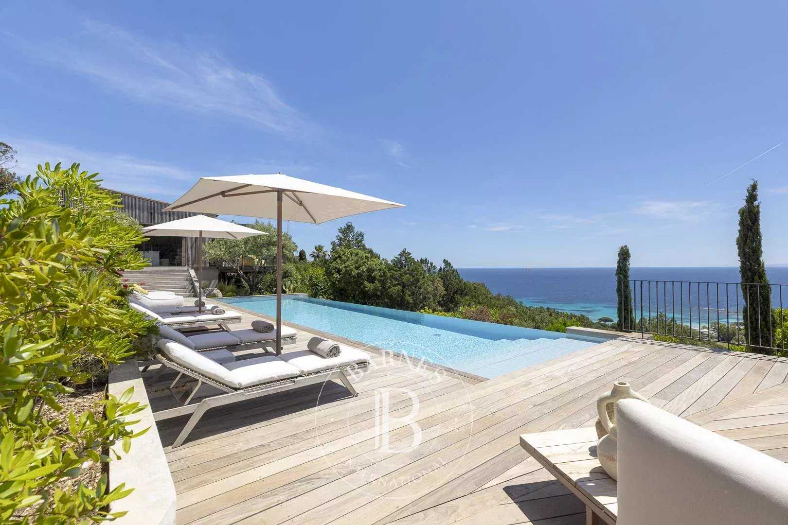 Porto-Vecchio, Palombaggia, Villa vue mer panoramique, 6 chambres, piscine chauffée, plage à pied picture 20