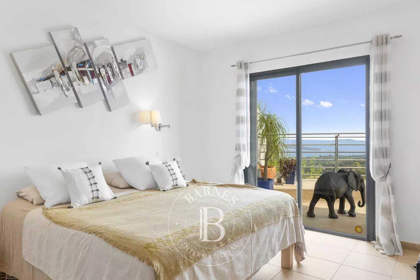 Porto-Vecchio  - Villa 6 Bedrooms